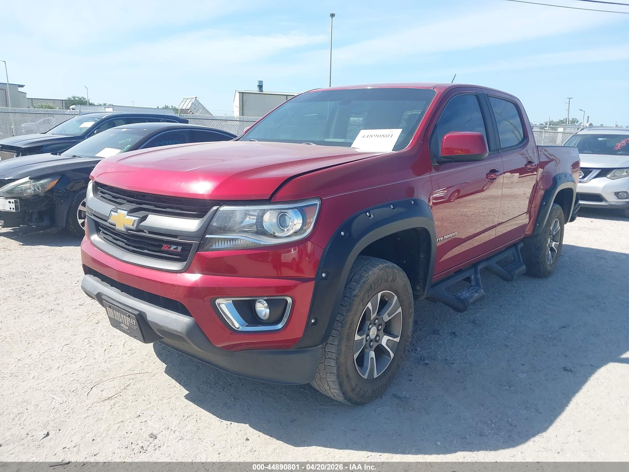 CHEVROLET COLORADO image 2