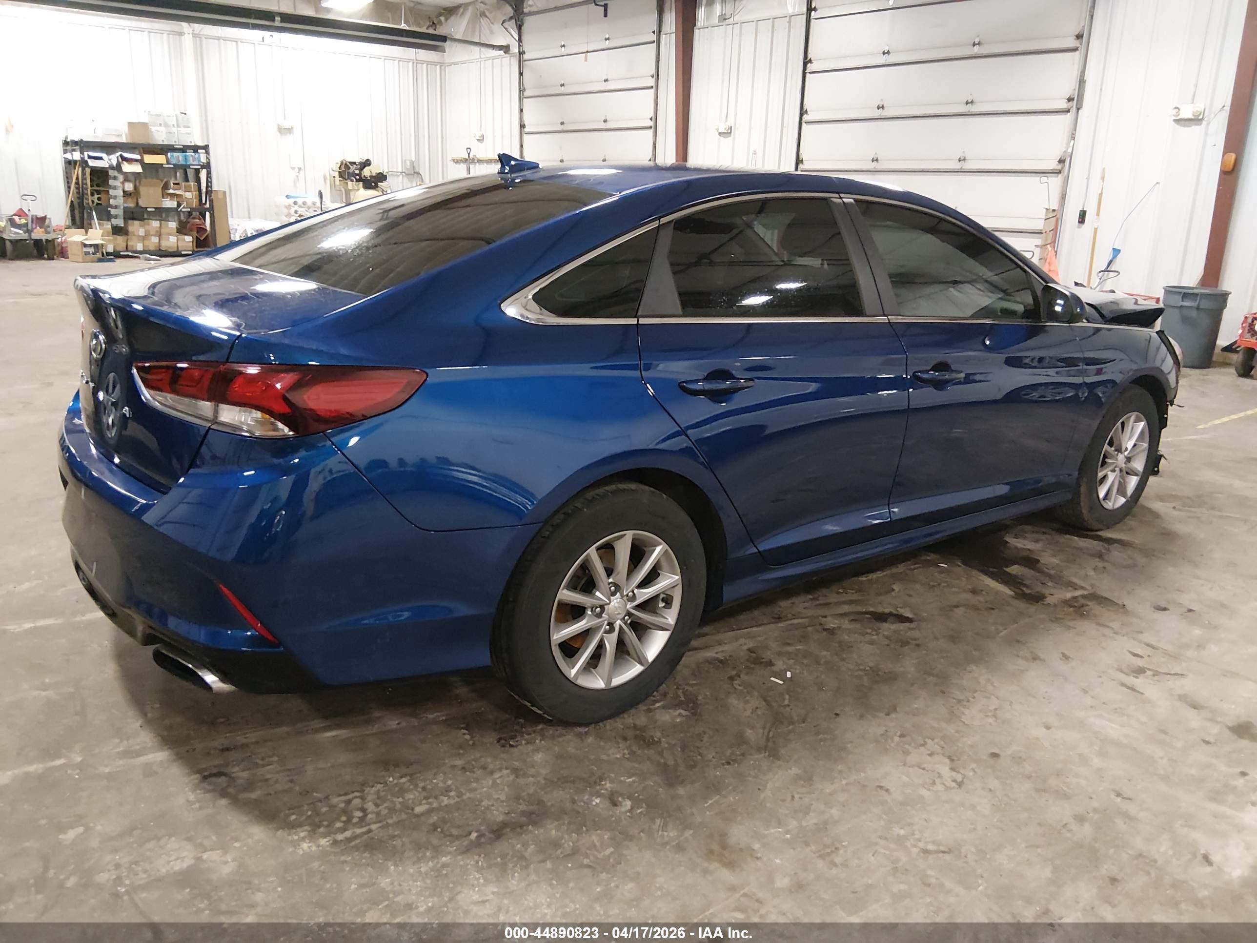 HYUNDAI SONATA image 4