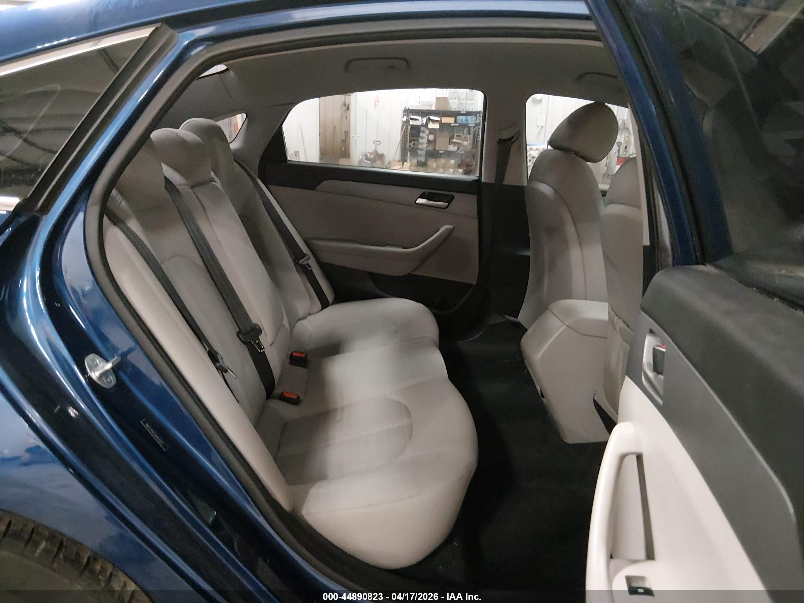 HYUNDAI SONATA image 8