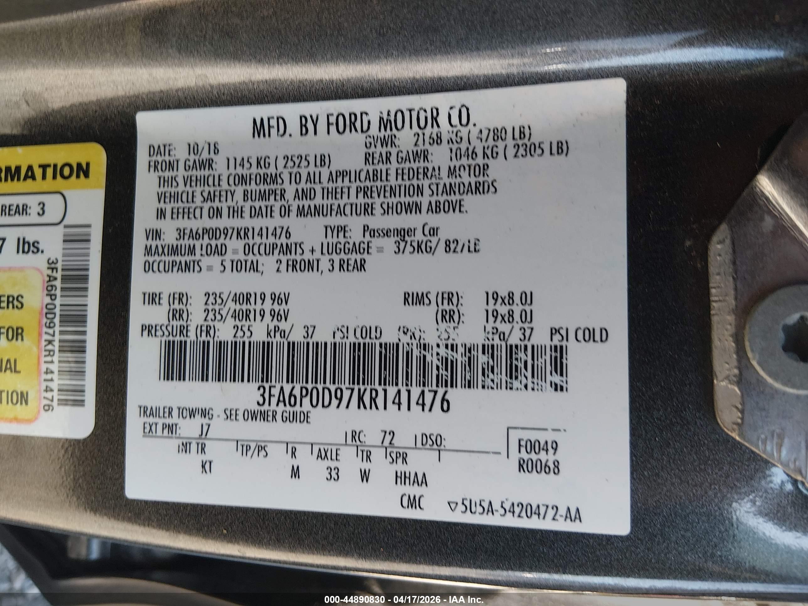 FORD FUSION image 9