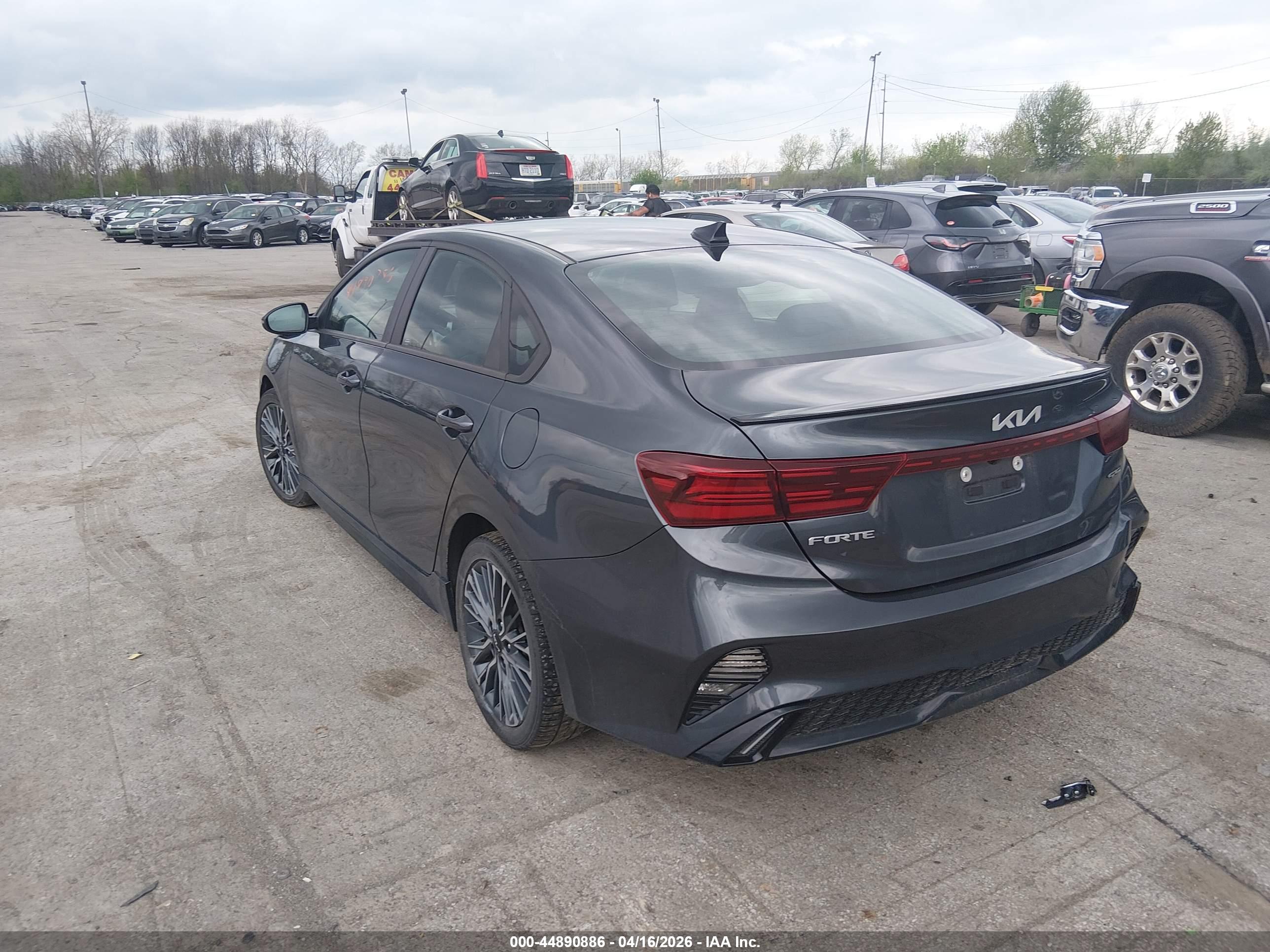 KIA FORTE image 3