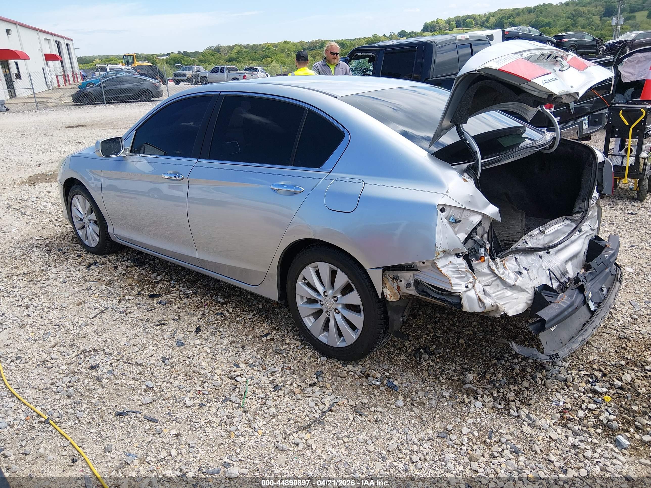HONDA ACCORD image 3