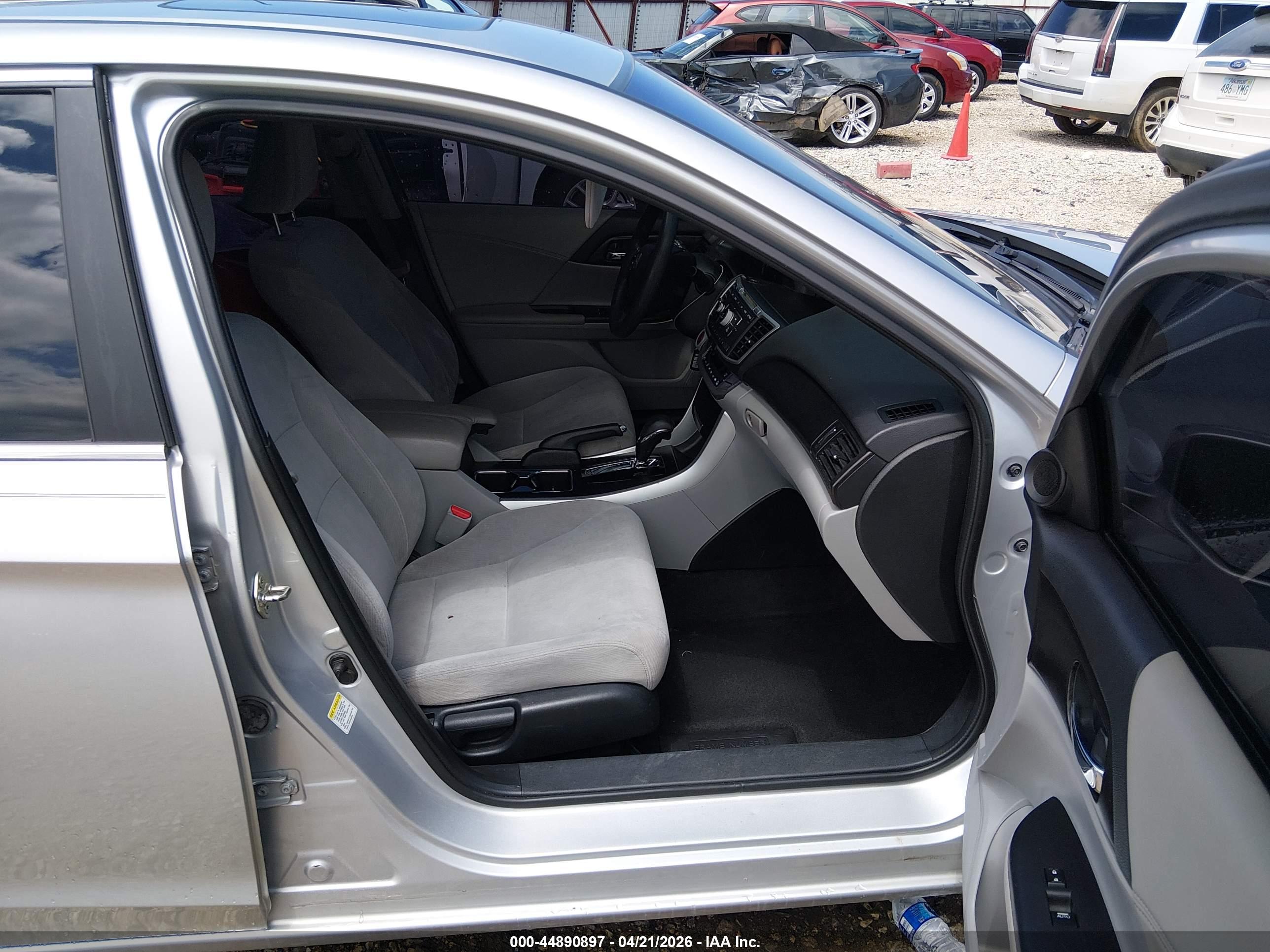 HONDA ACCORD image 5