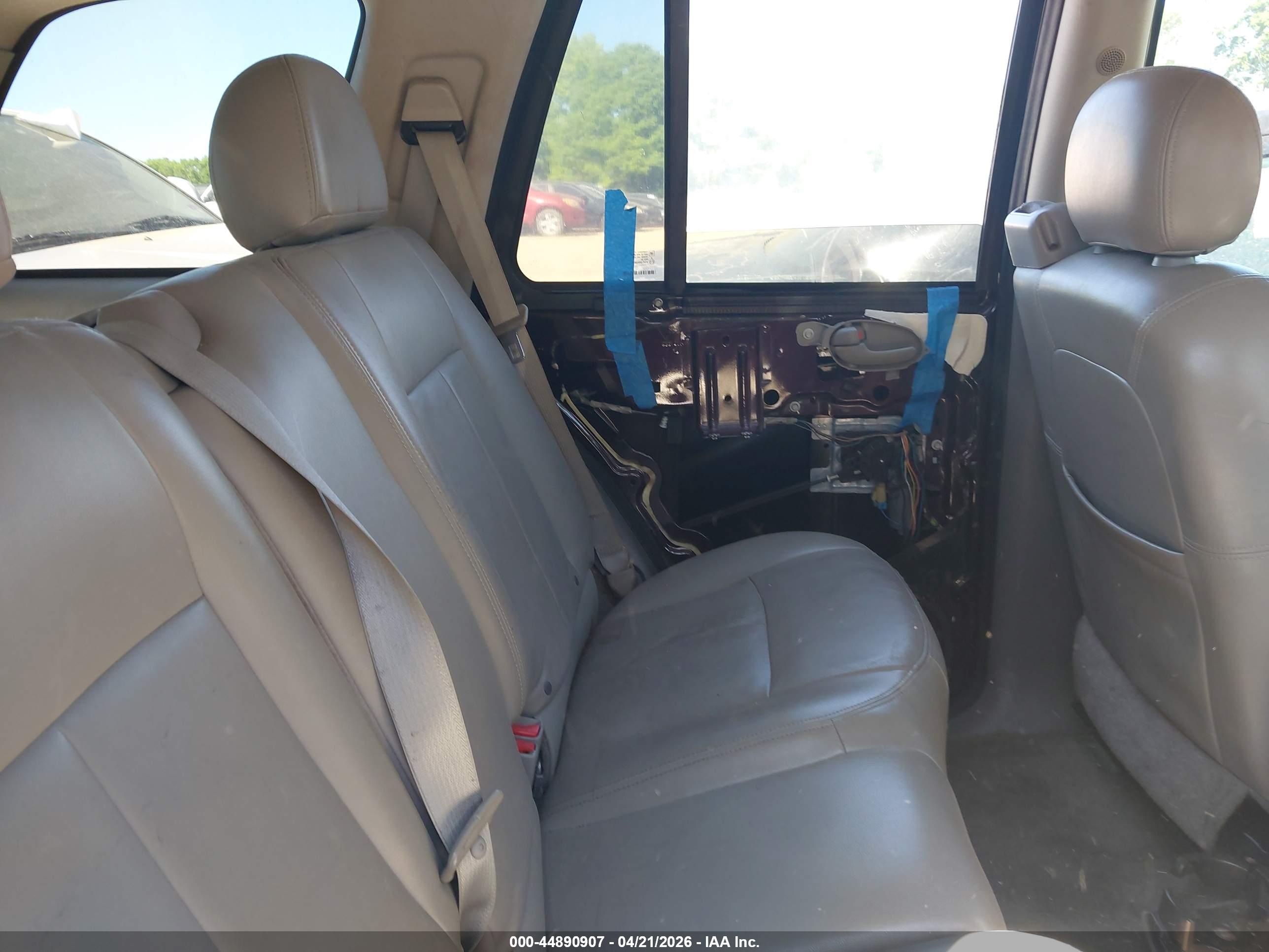 CHEVROLET TRAILBLAZER image 8