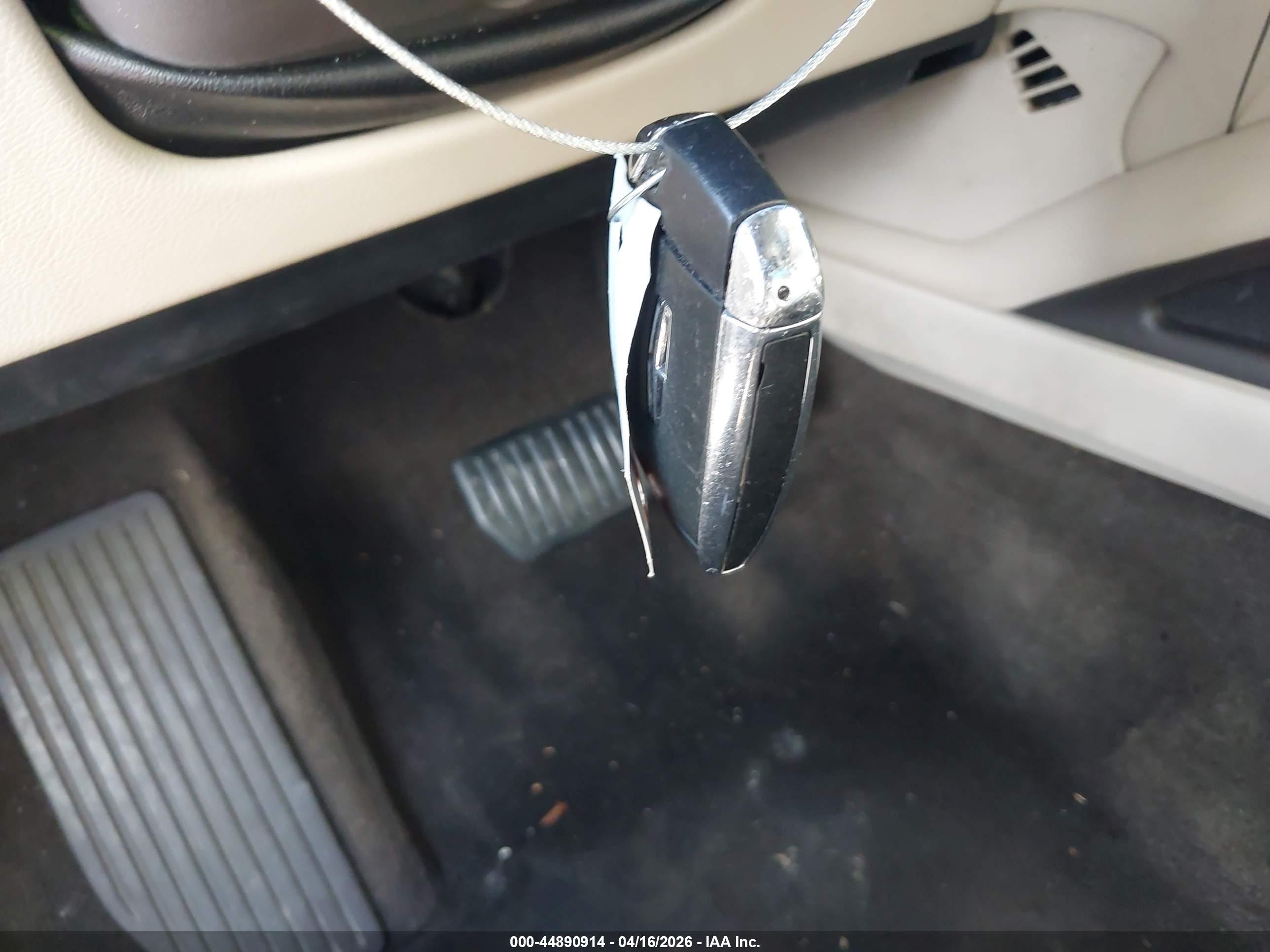 LINCOLN MKZ image 11