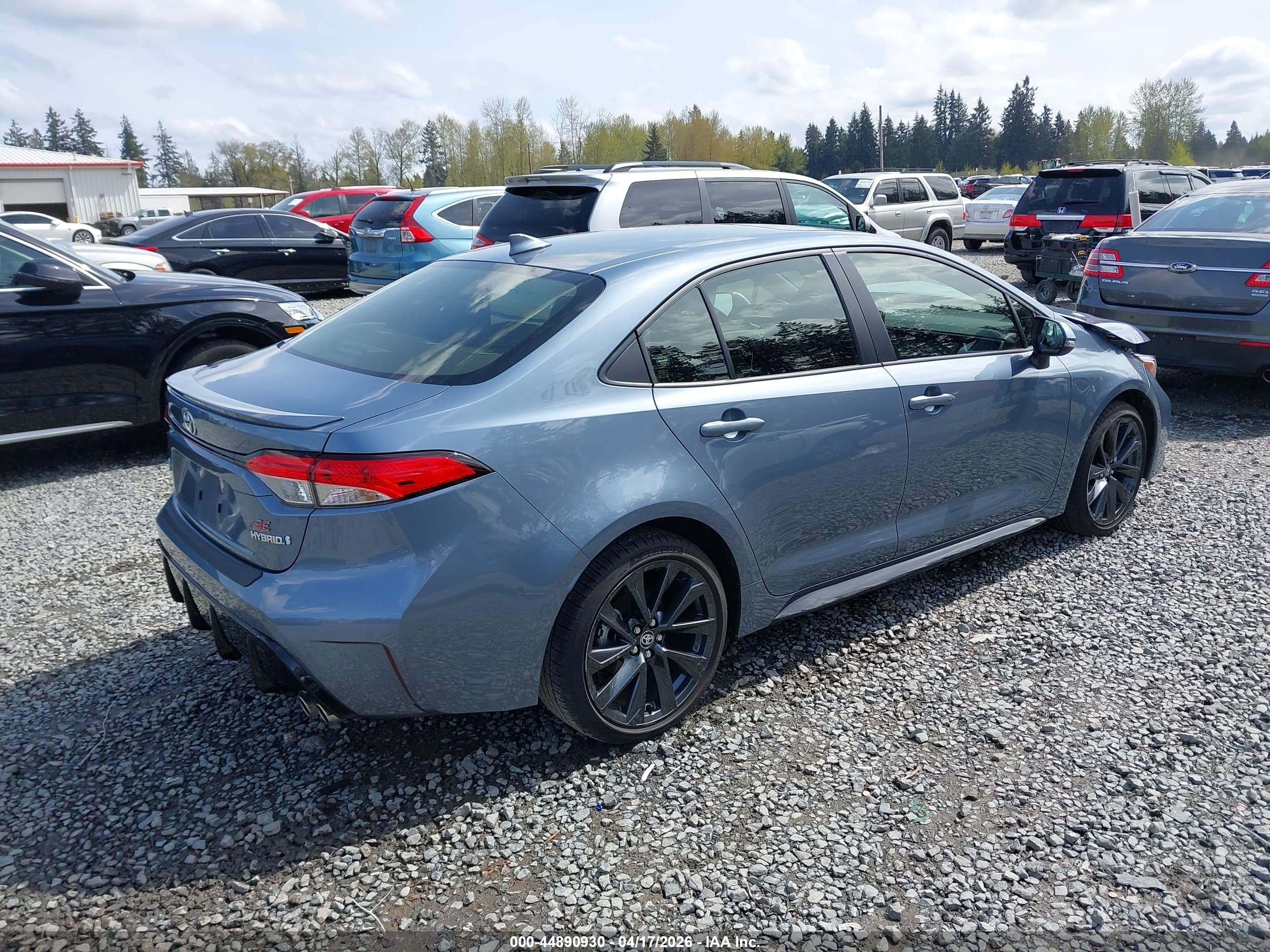 TOYOTA COROLLA image 4