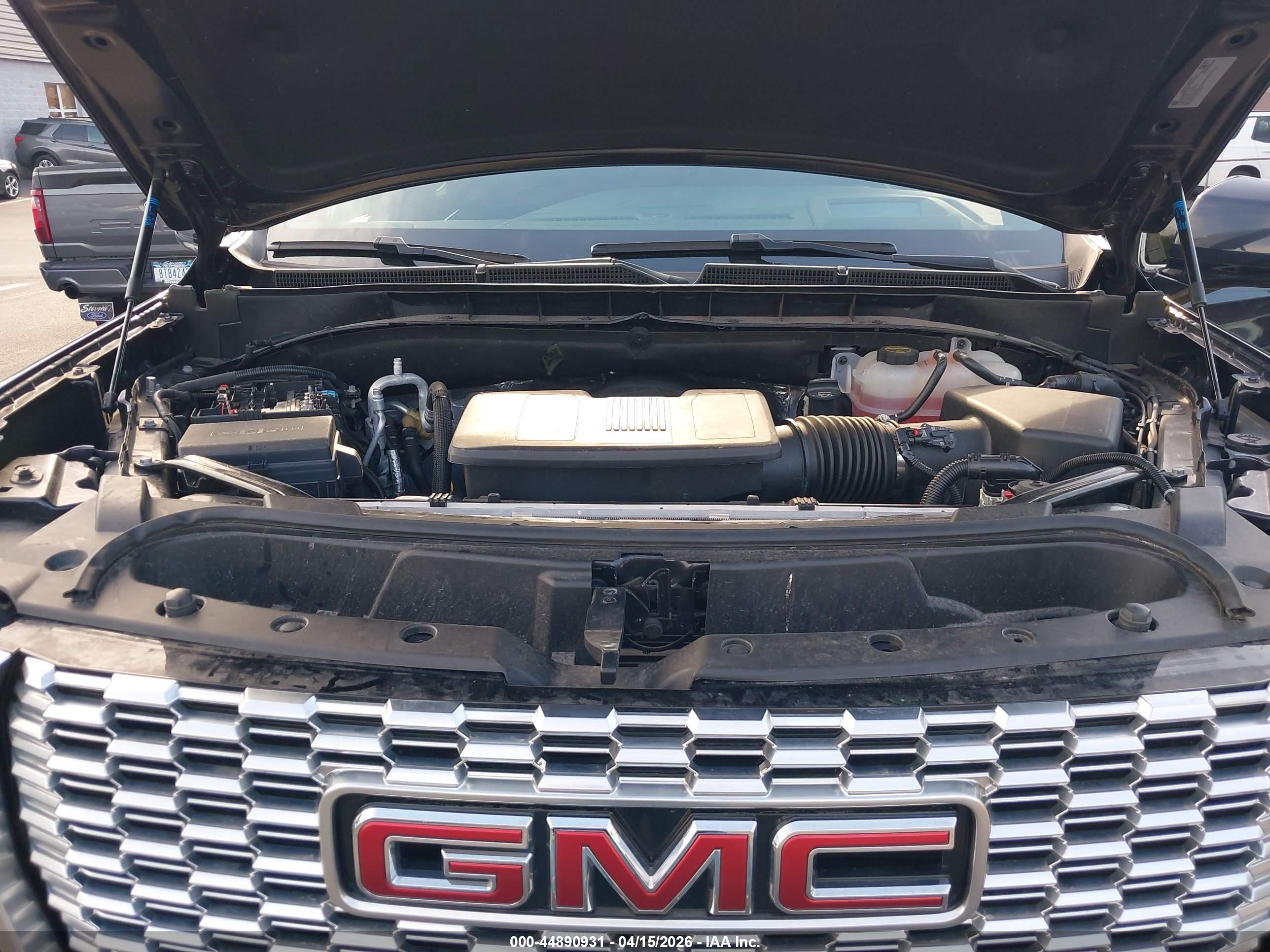 GMC YUKON image 10