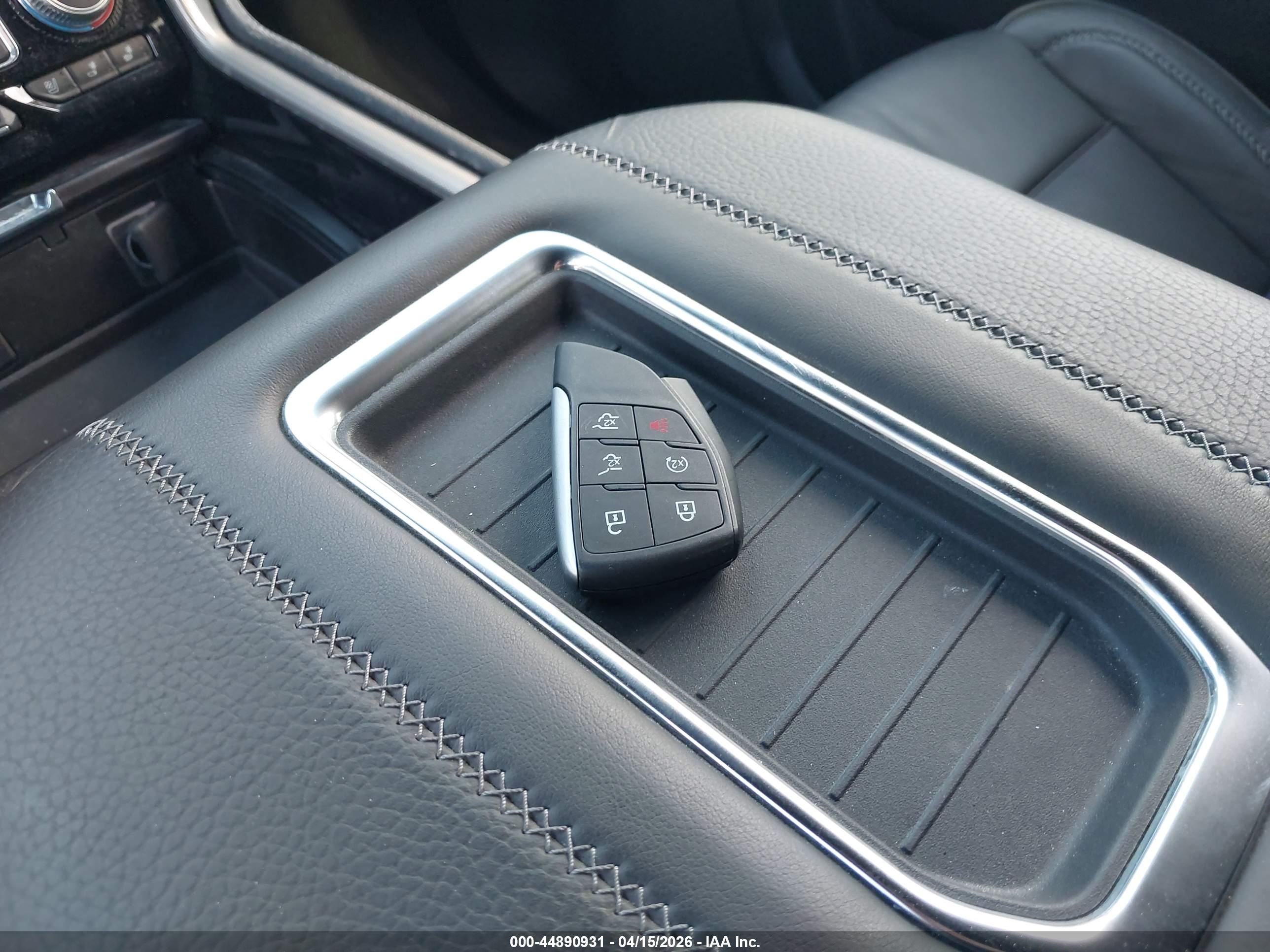GMC YUKON image 11