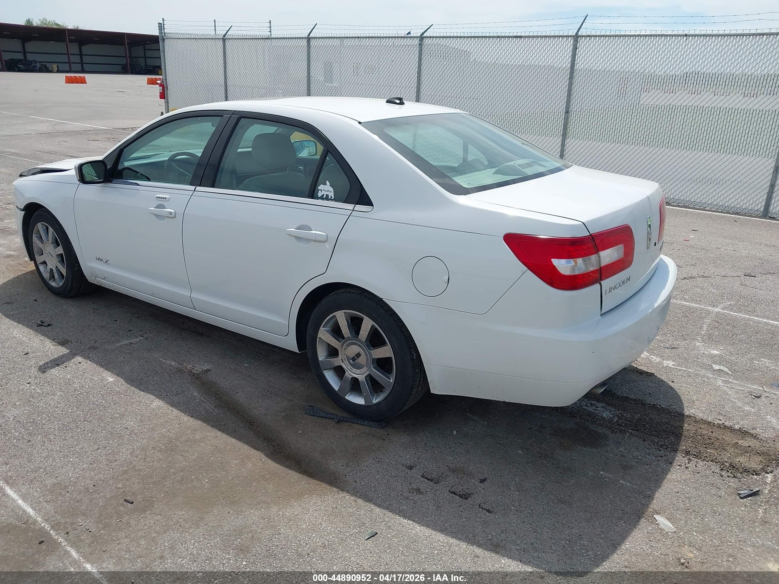 LINCOLN MKZ image 3