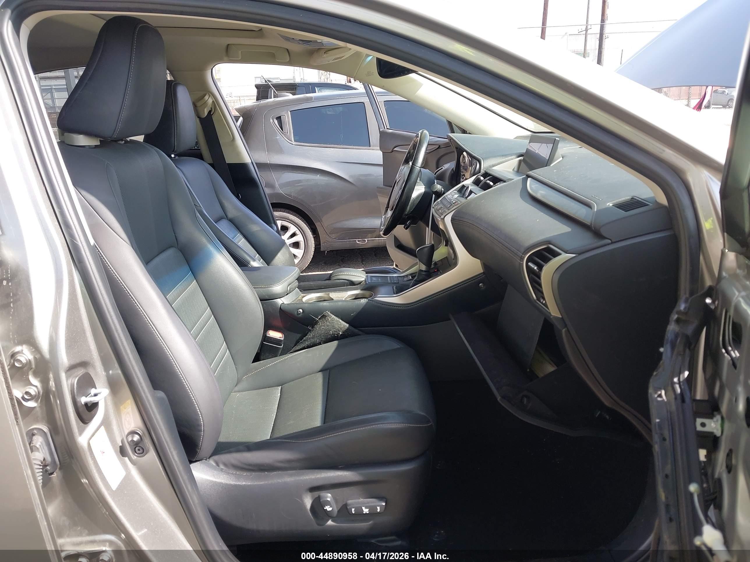 LEXUS NX image 5