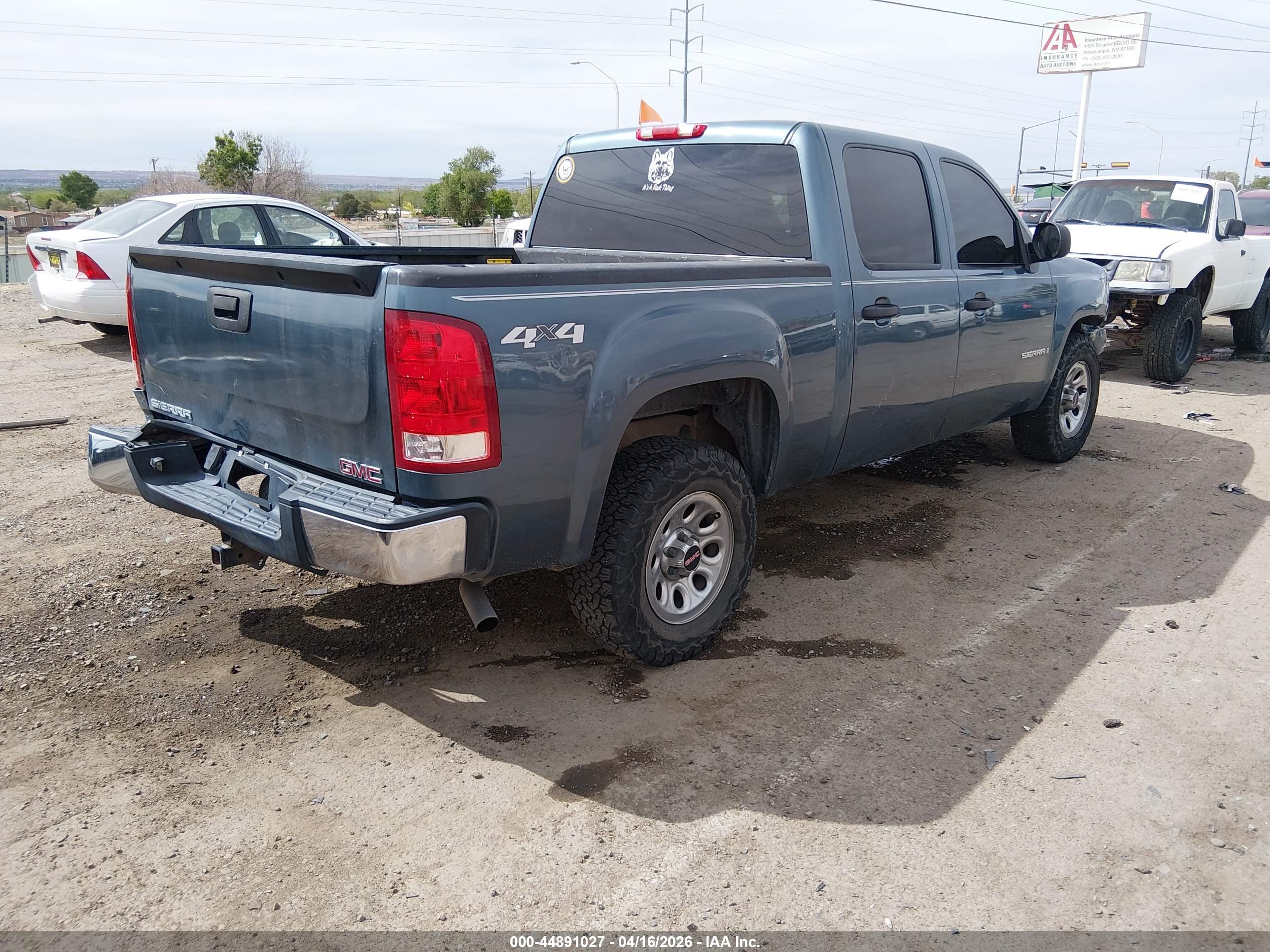 GMC SIERRA image 4