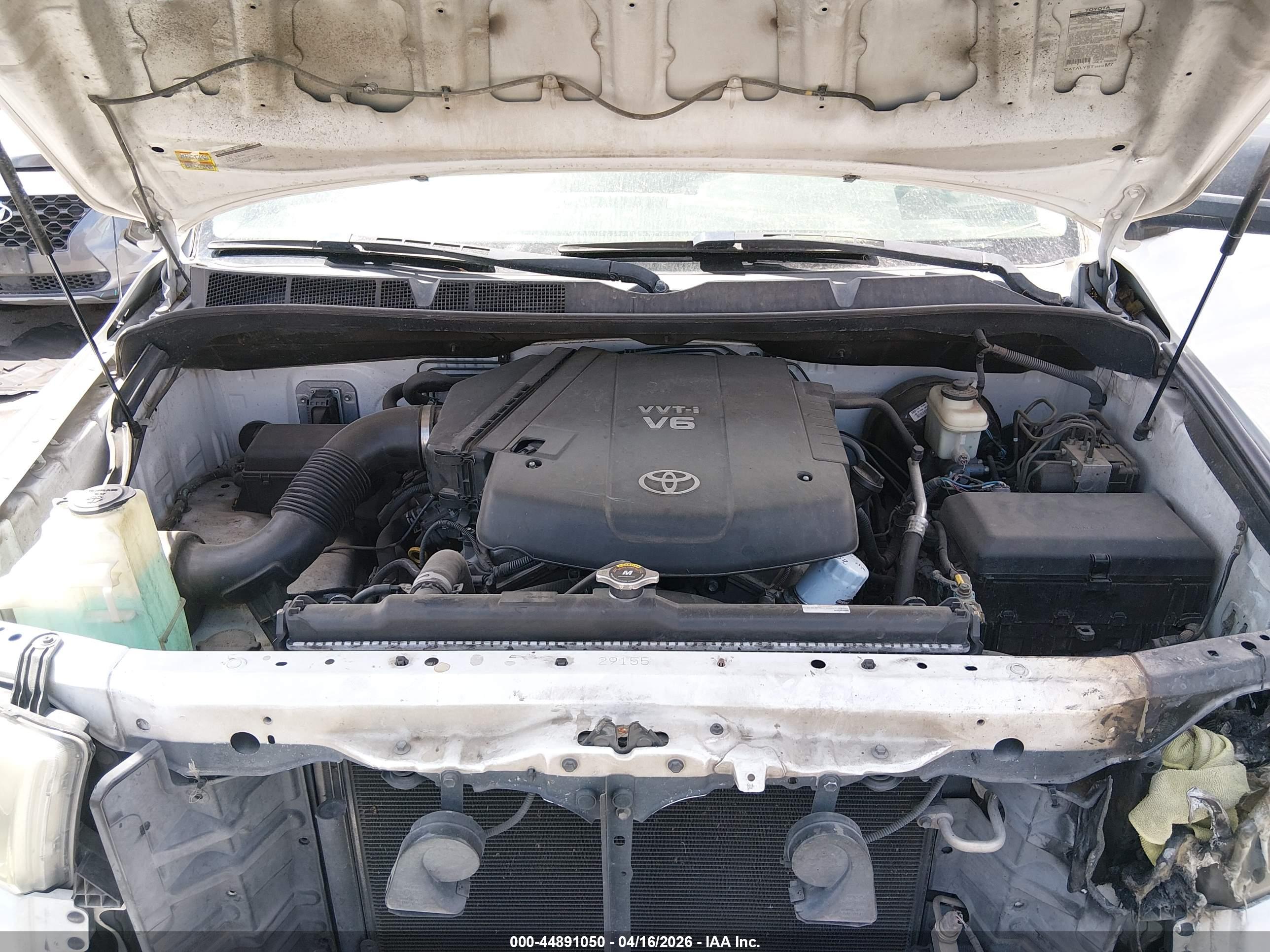 TOYOTA TUNDRA image 10