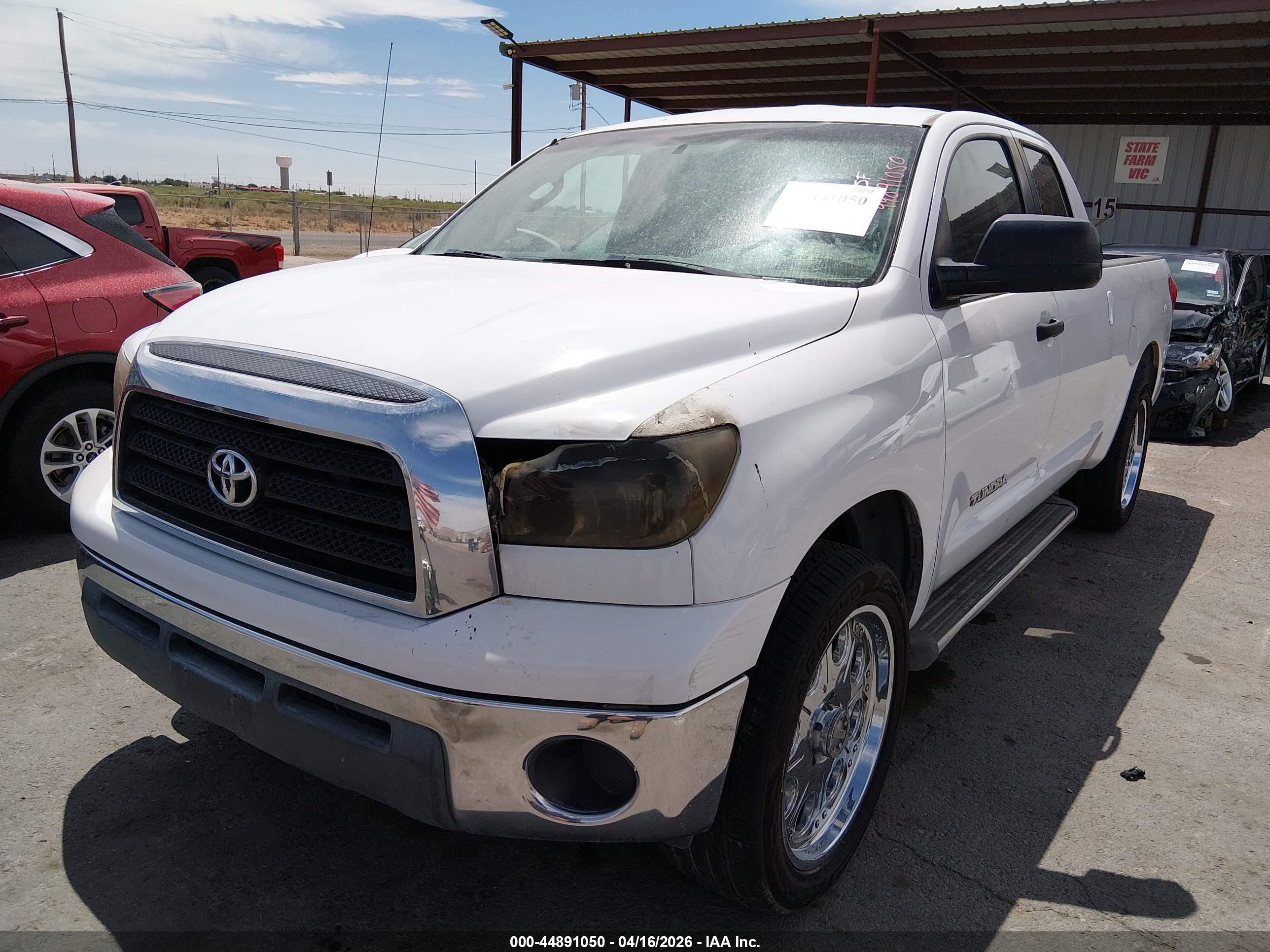TOYOTA TUNDRA image 2