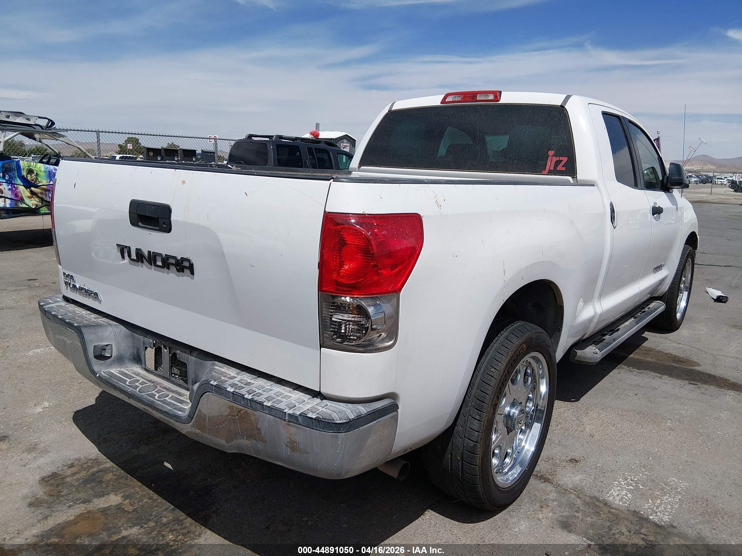 TOYOTA TUNDRA image 4