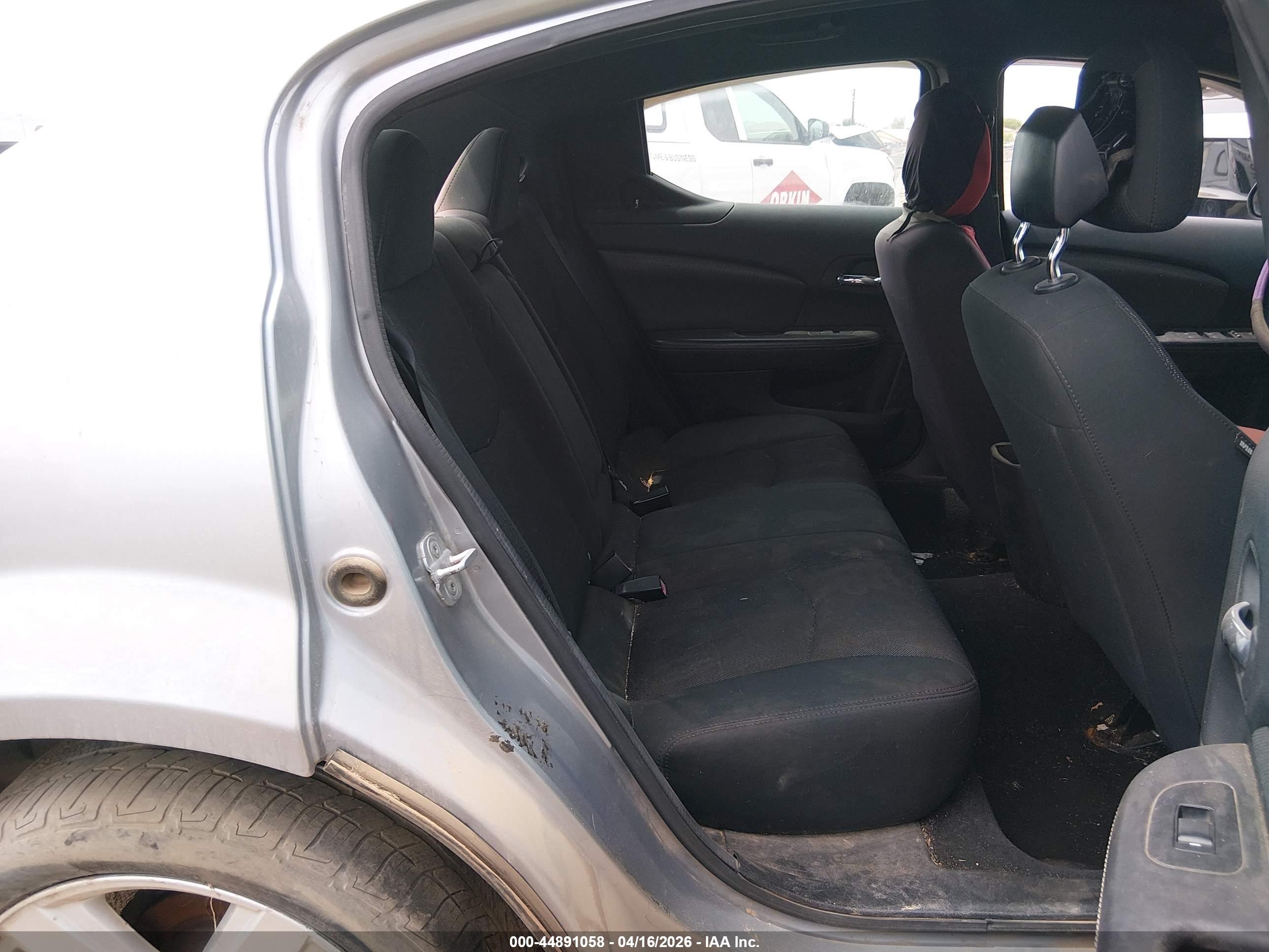 DODGE AVENGER image 8