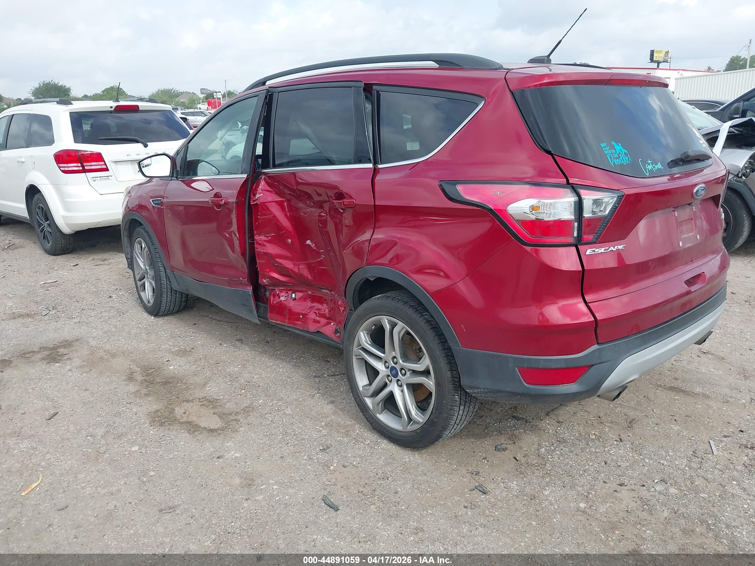 FORD ESCAPE image 3
