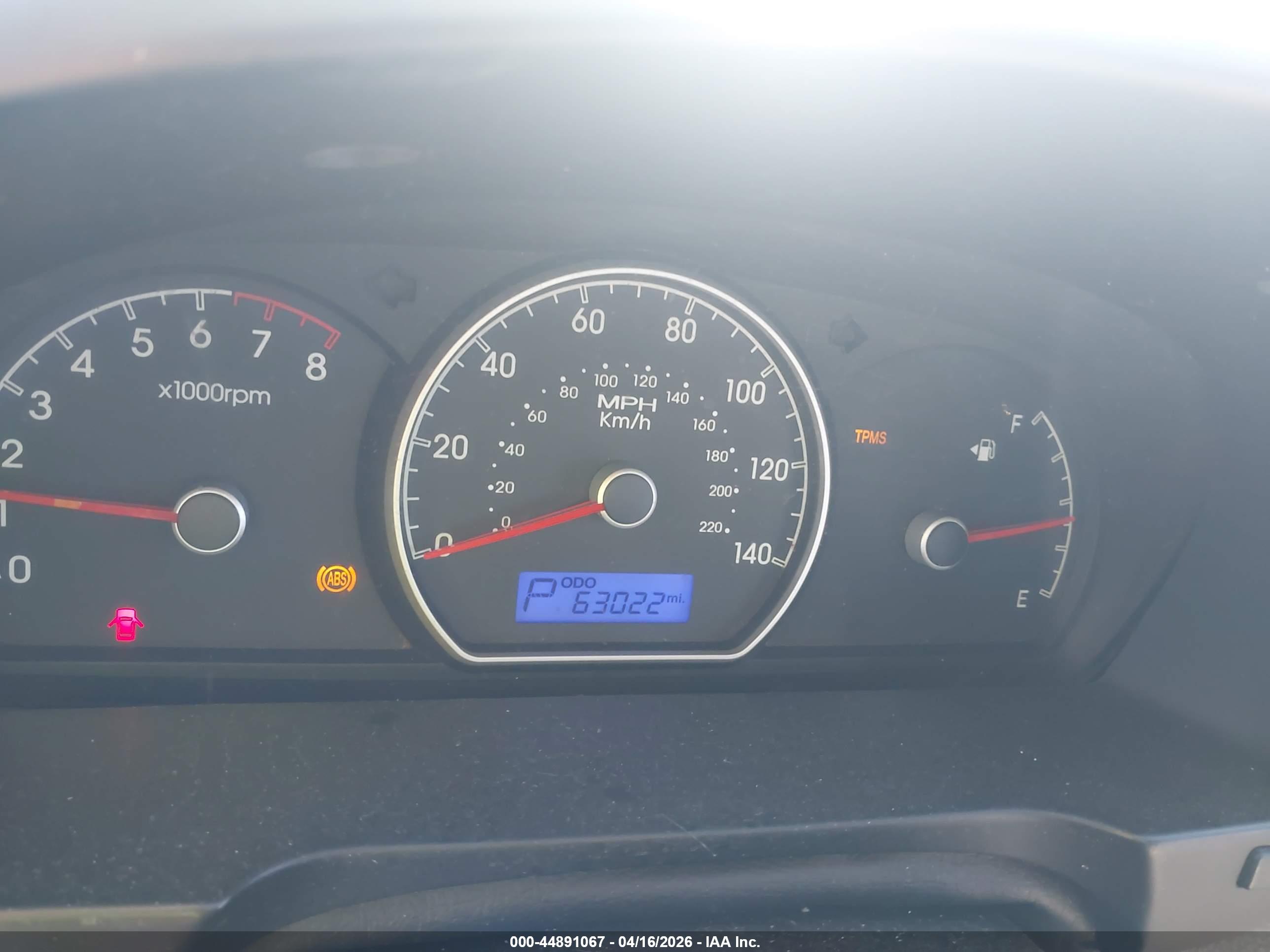 HYUNDAI ELANTRA image 7