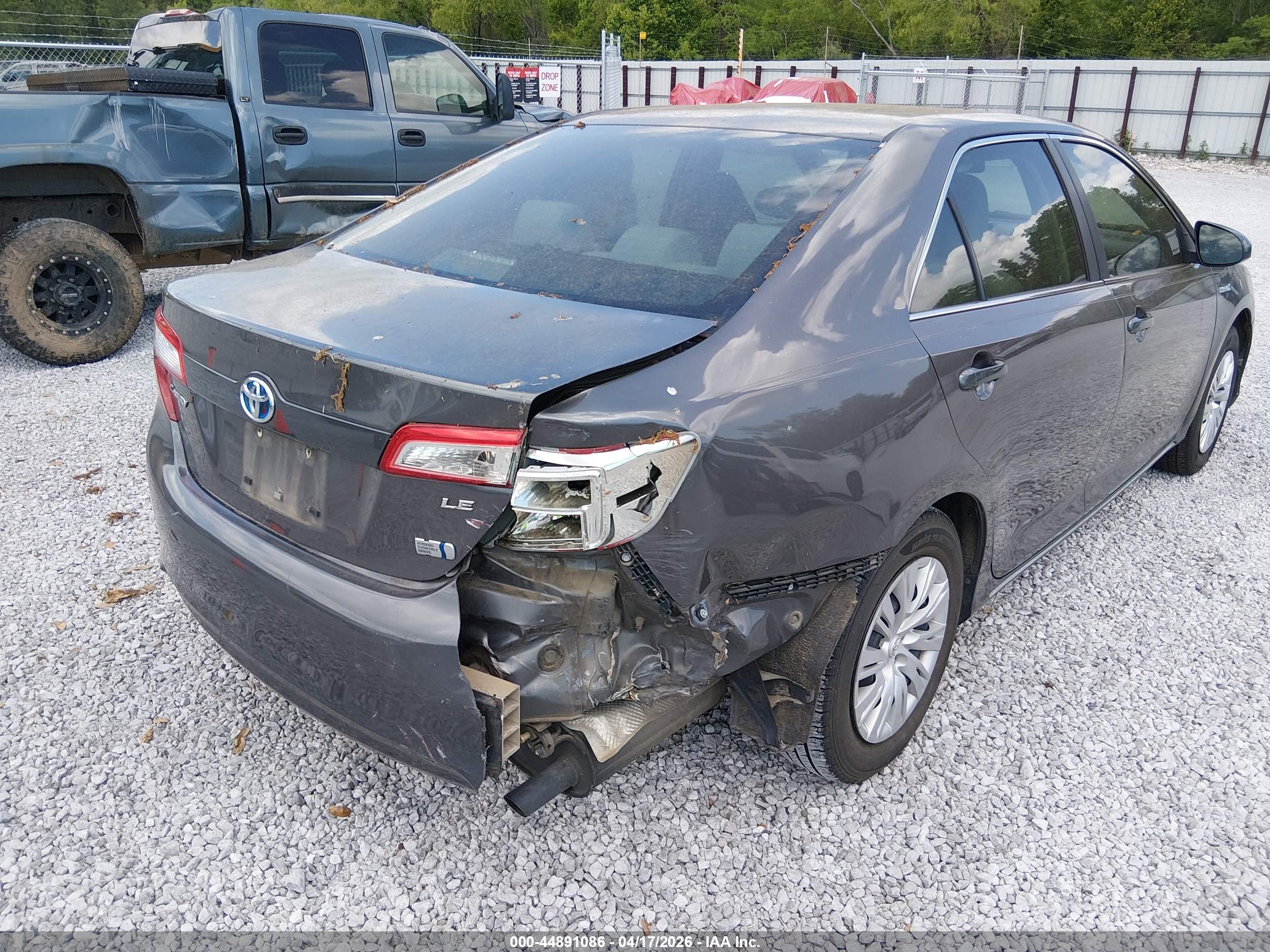 TOYOTA CAMRY image 6