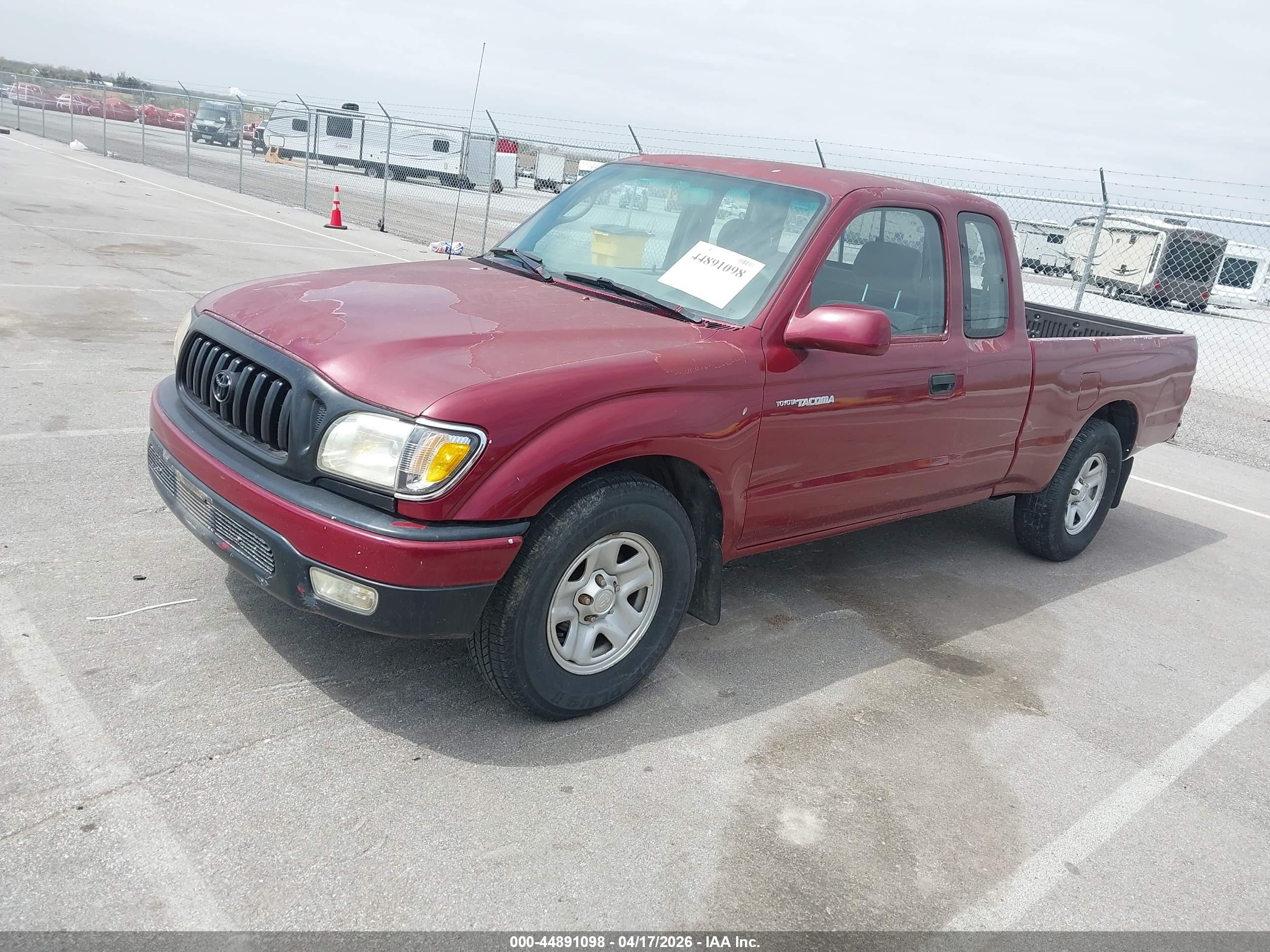 TOYOTA TACOMA image 2