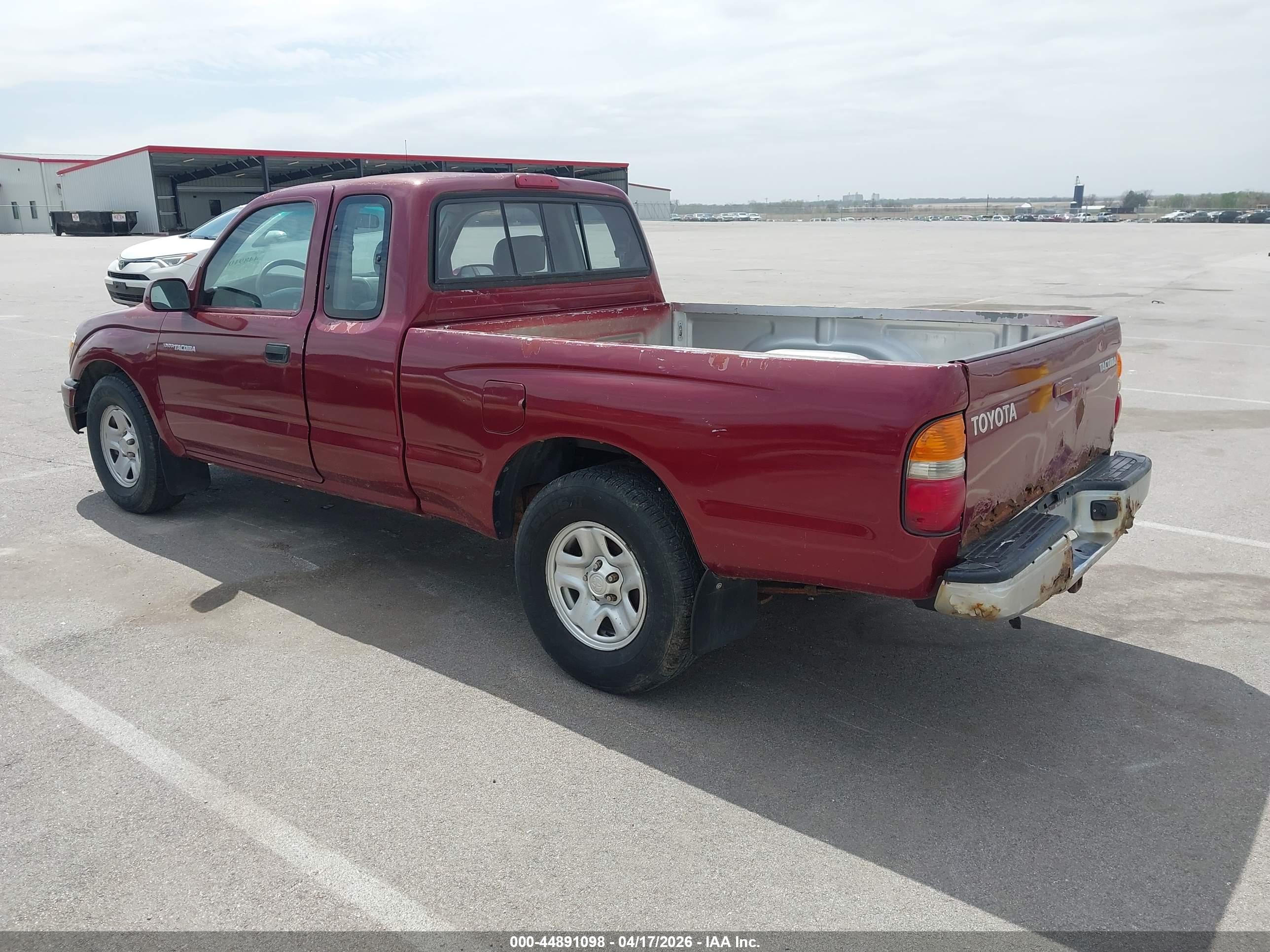 TOYOTA TACOMA image 3