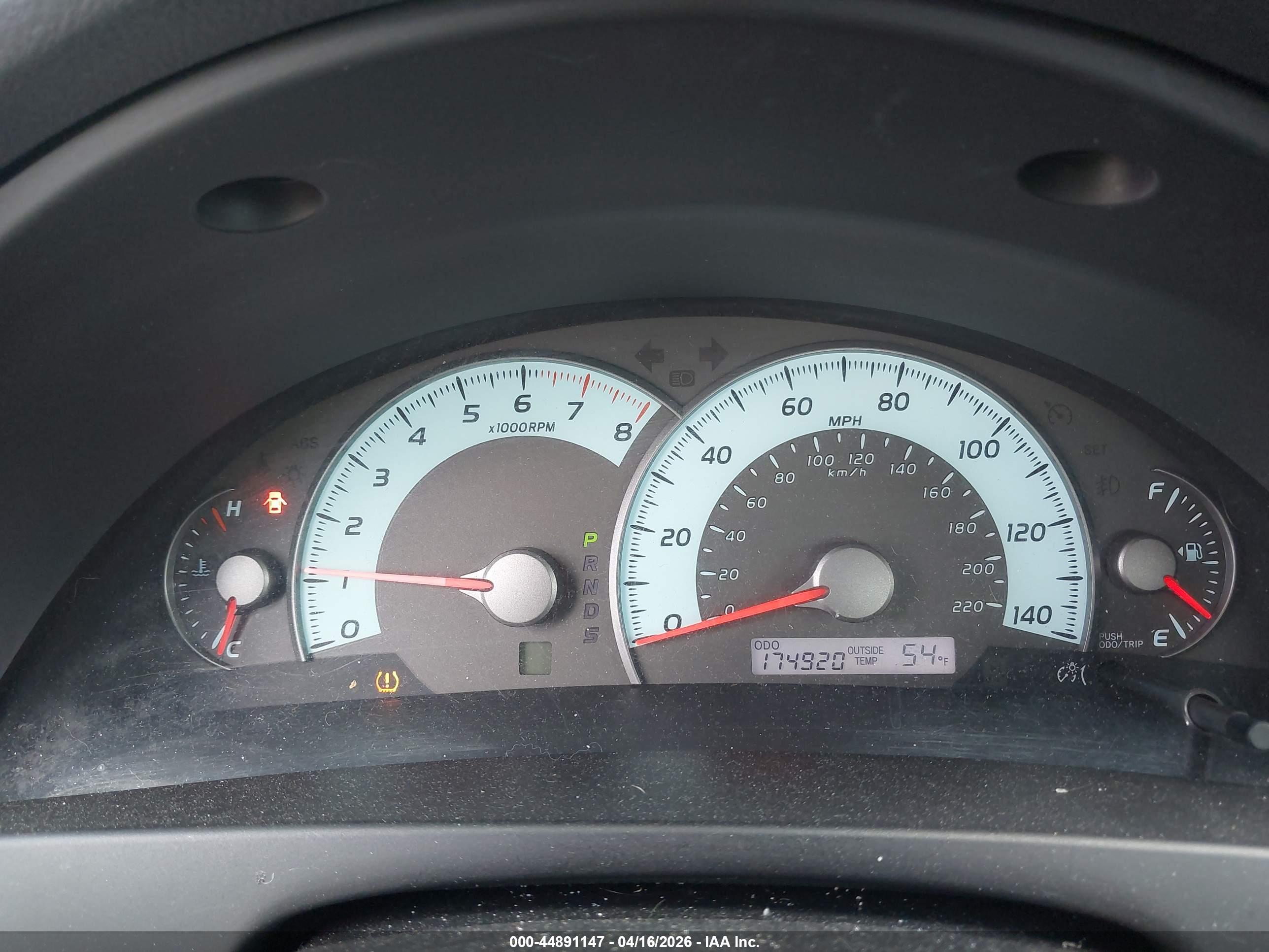 TOYOTA CAMRY image 7