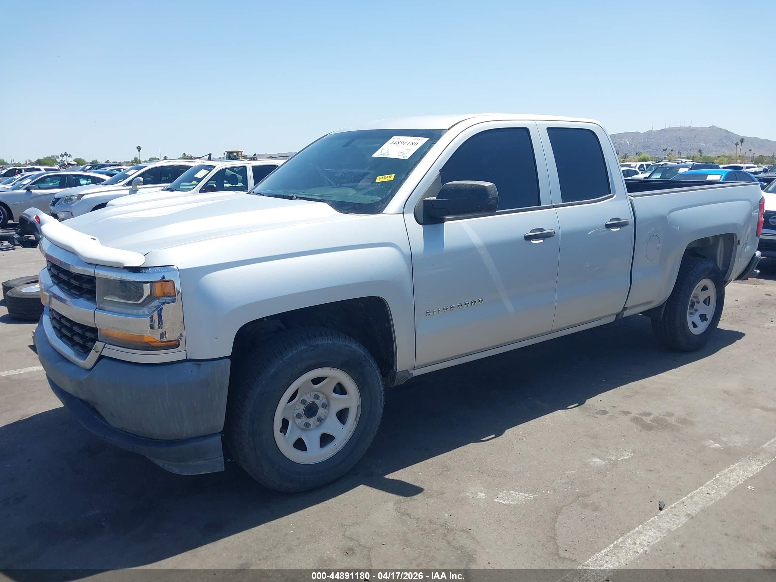 CHEVROLET SILVERADO image 2