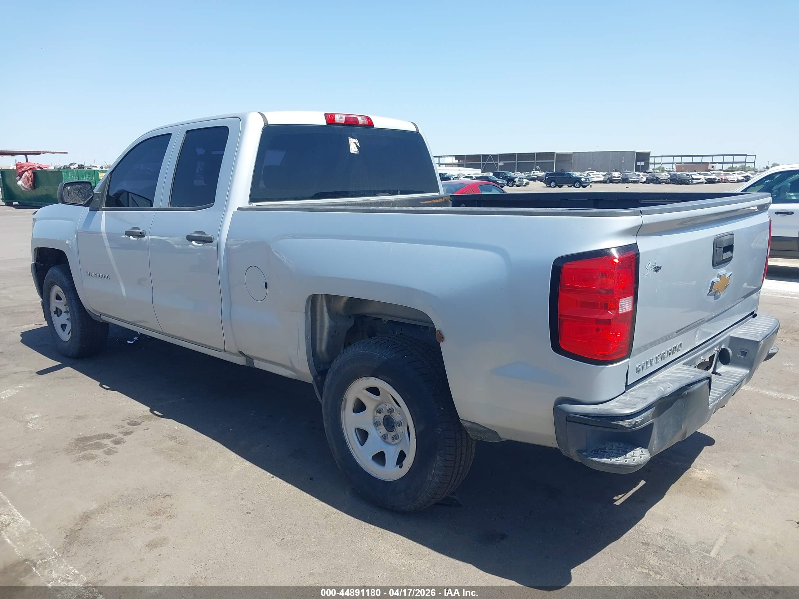 CHEVROLET SILVERADO image 3