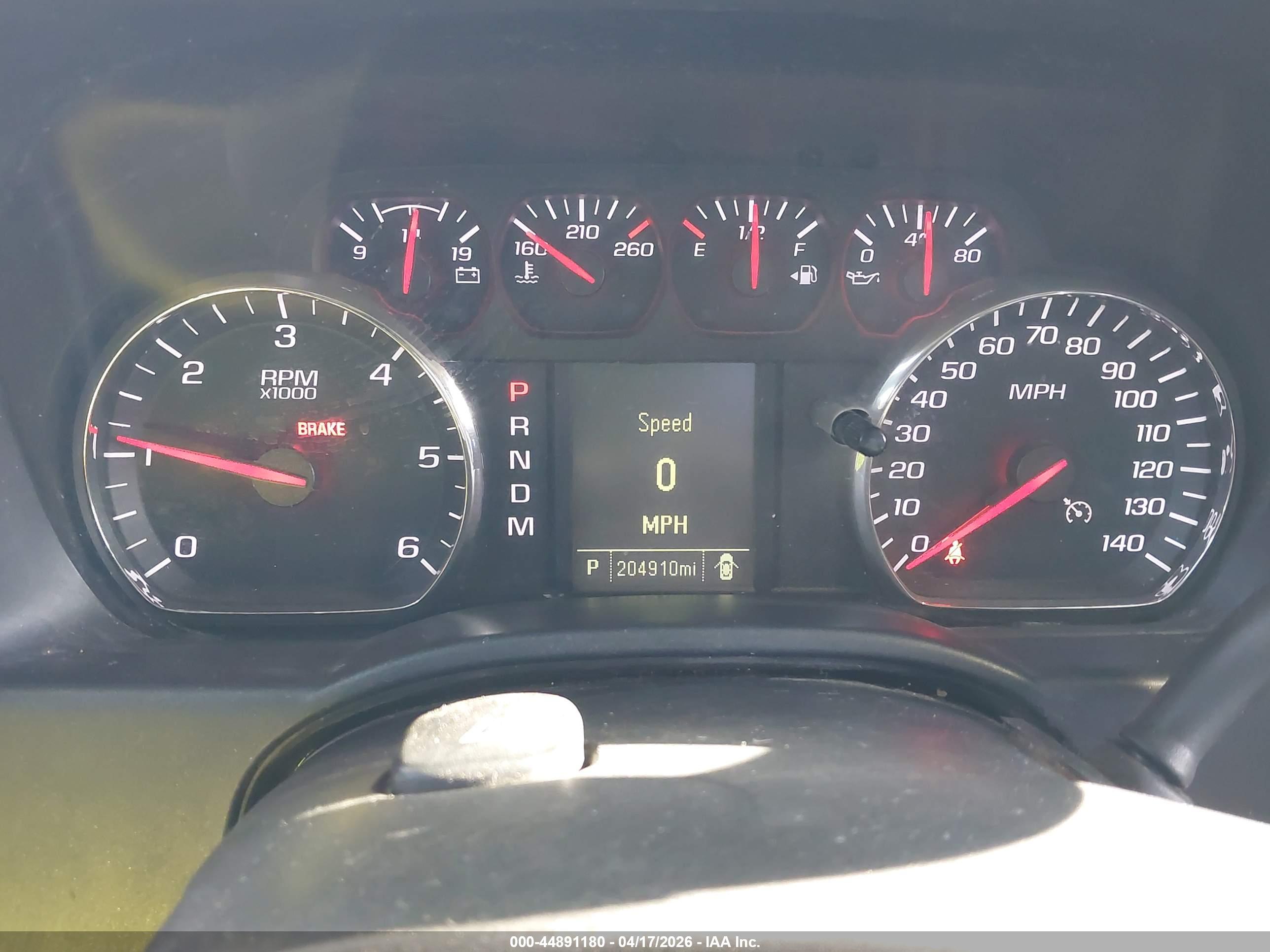 CHEVROLET SILVERADO image 7