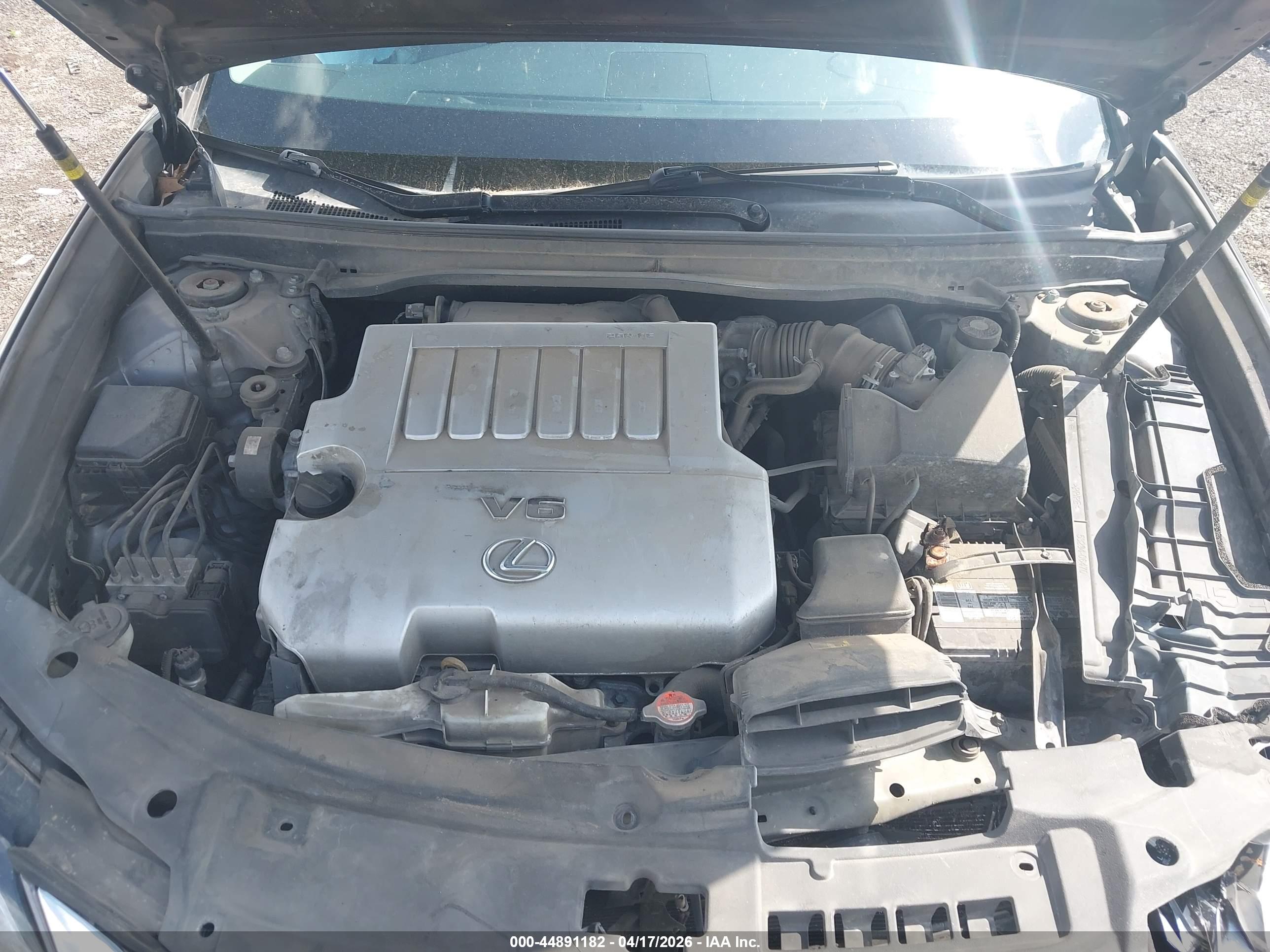 LEXUS ES image 10