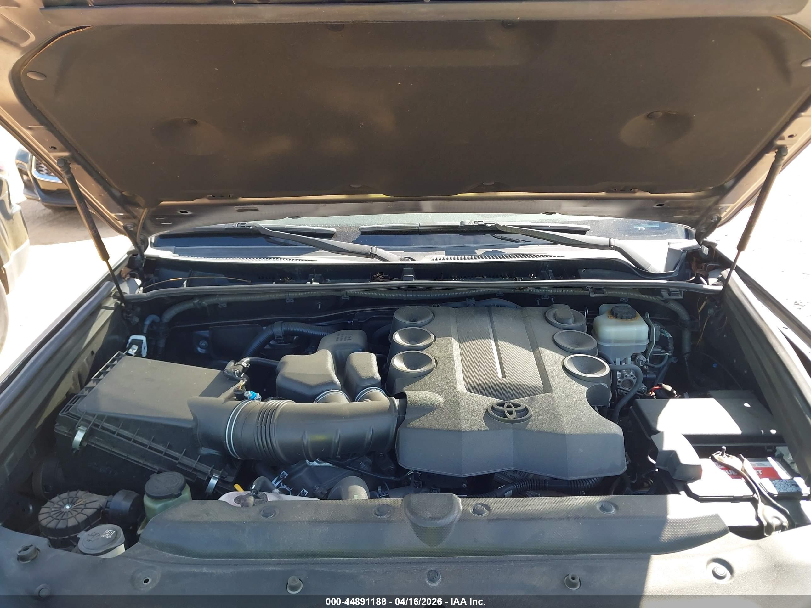 TOYOTA 4RUNNER image 10