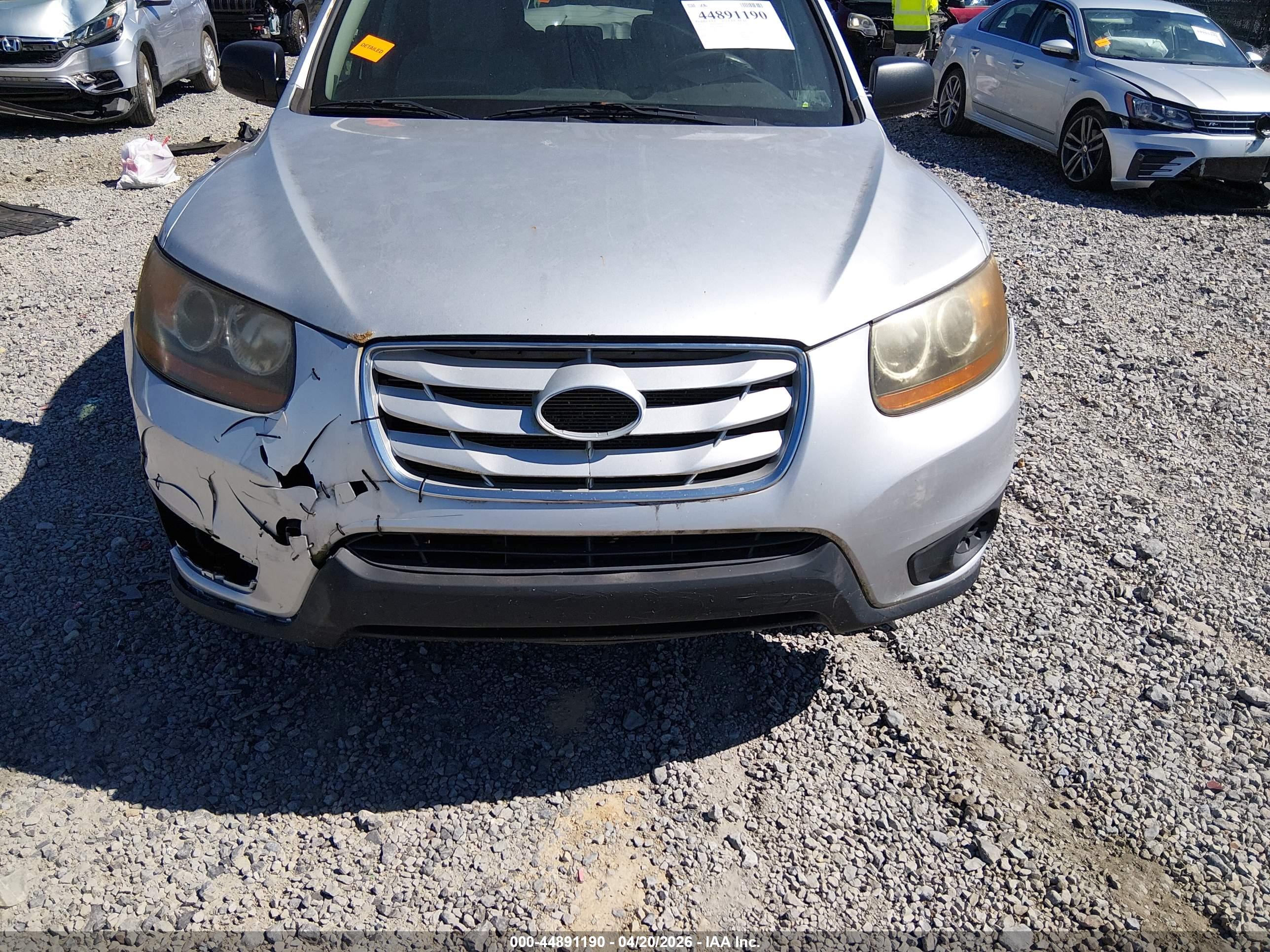 HYUNDAI SANTA image 6