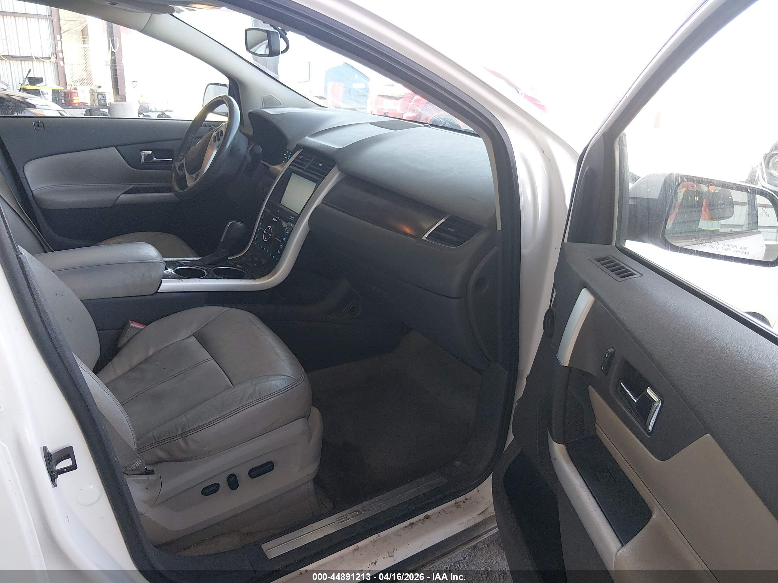 FORD EDGE image 5