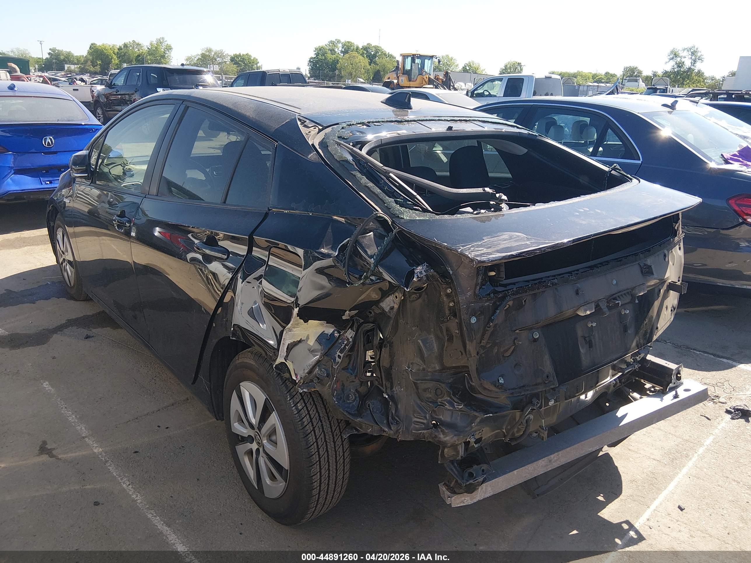 TOYOTA PRIUS image 3