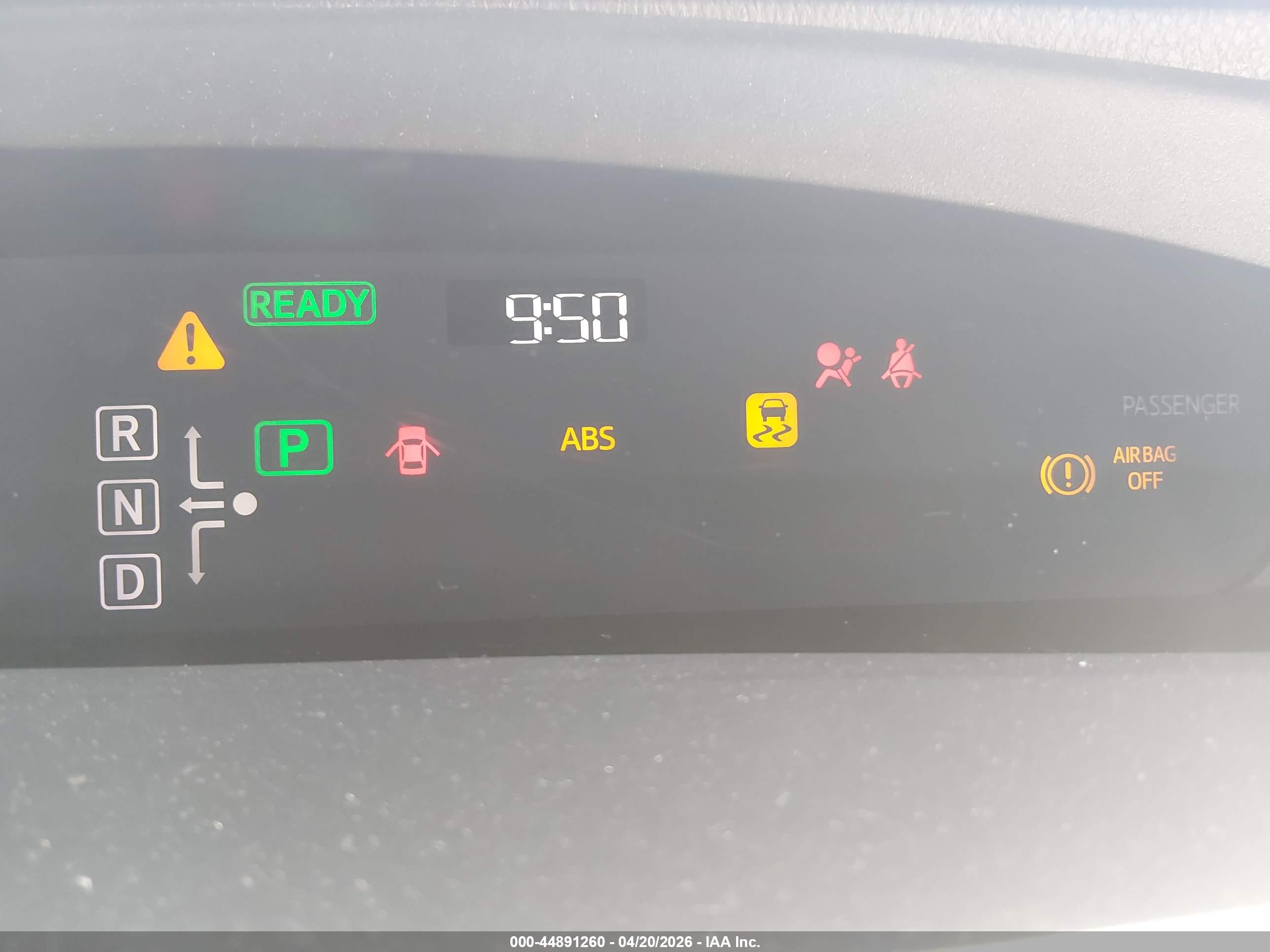 TOYOTA PRIUS image 7