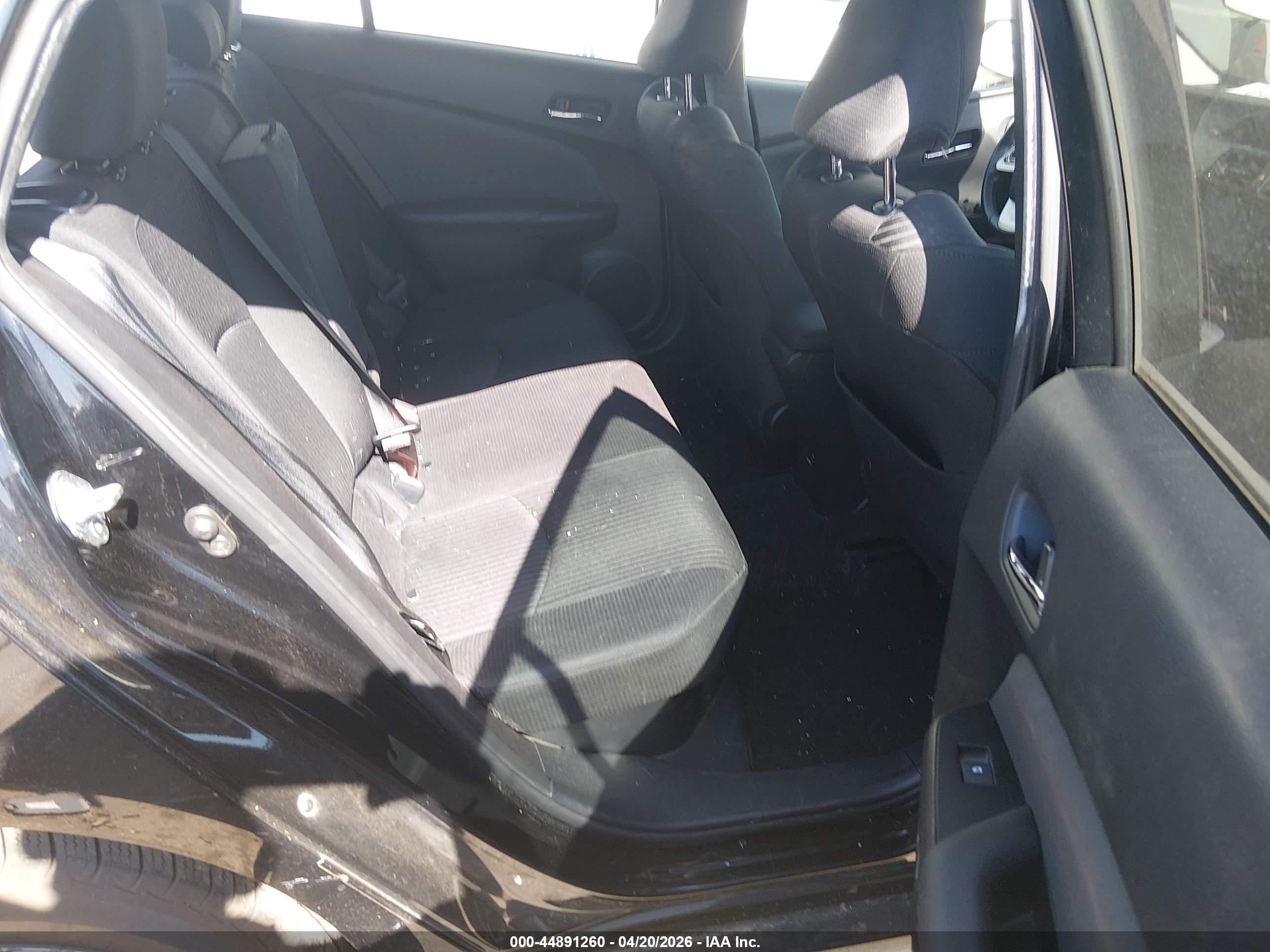 TOYOTA PRIUS image 8