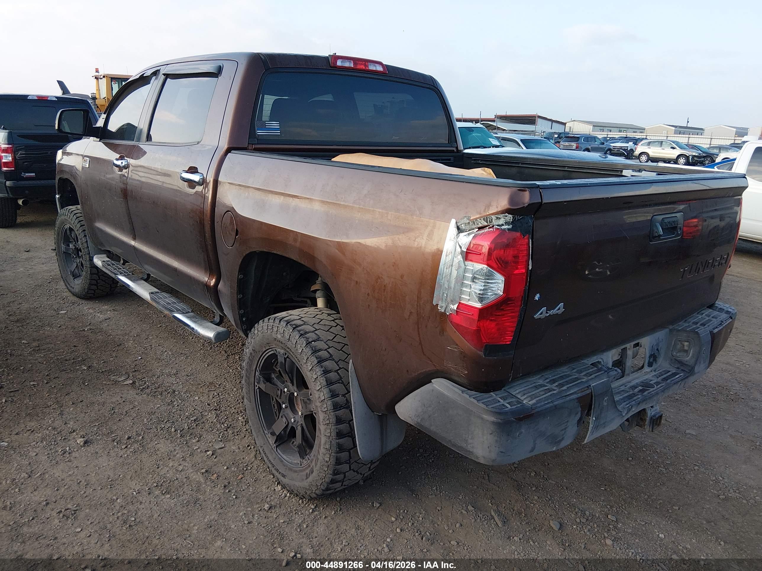 TOYOTA TUNDRA image 3