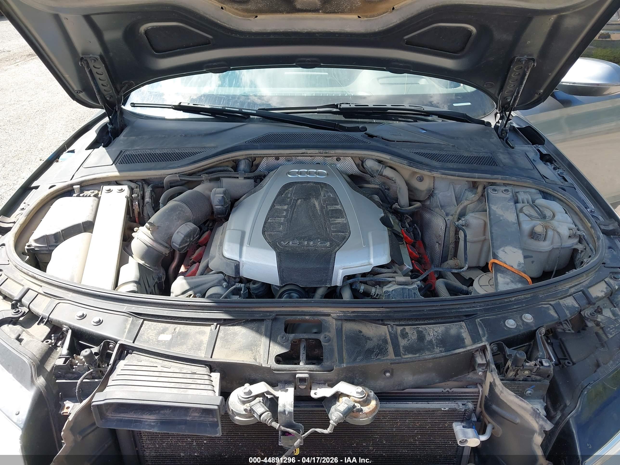 AUDI A8 image 10