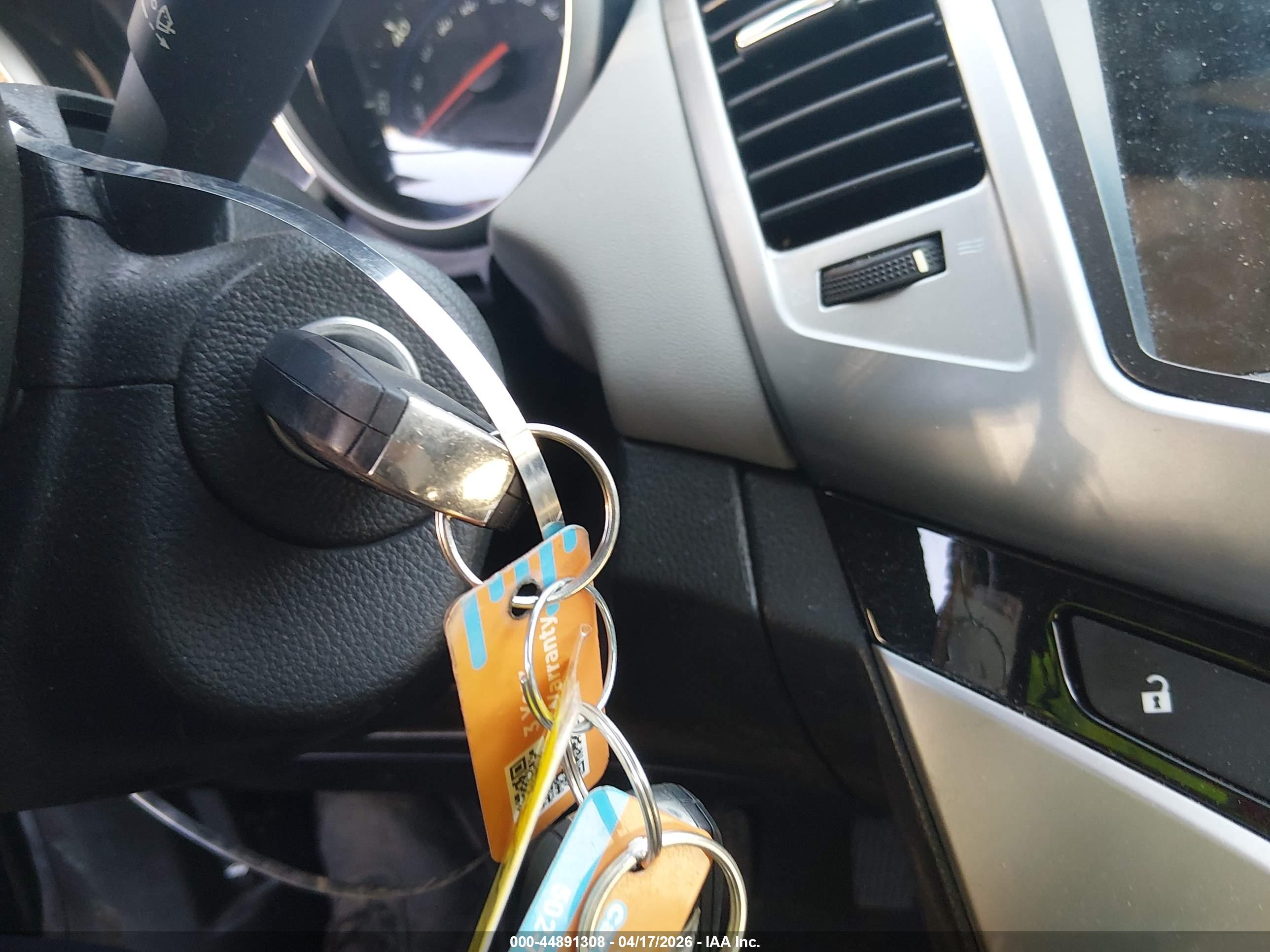CHEVROLET CRUZE image 11