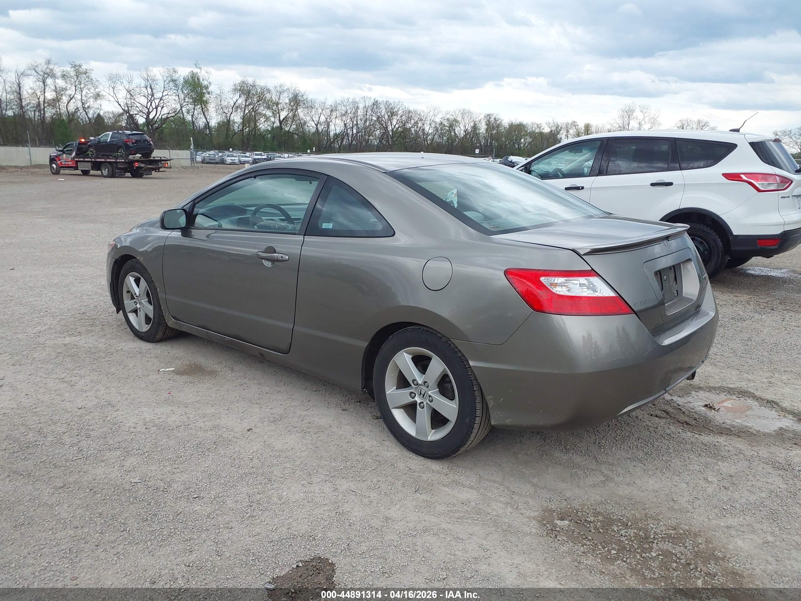 HONDA CIVIC image 3