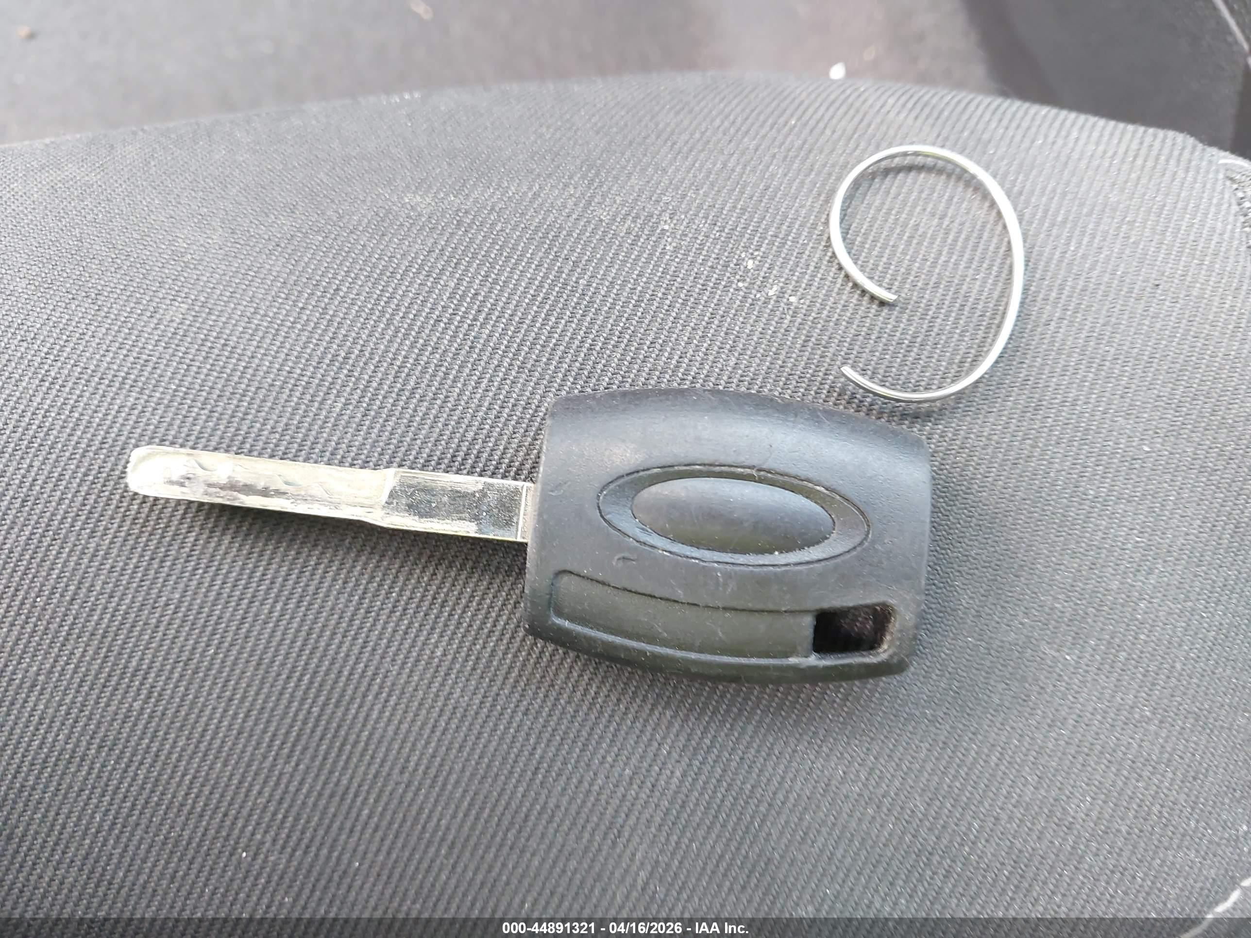 FORD FIESTA image 11