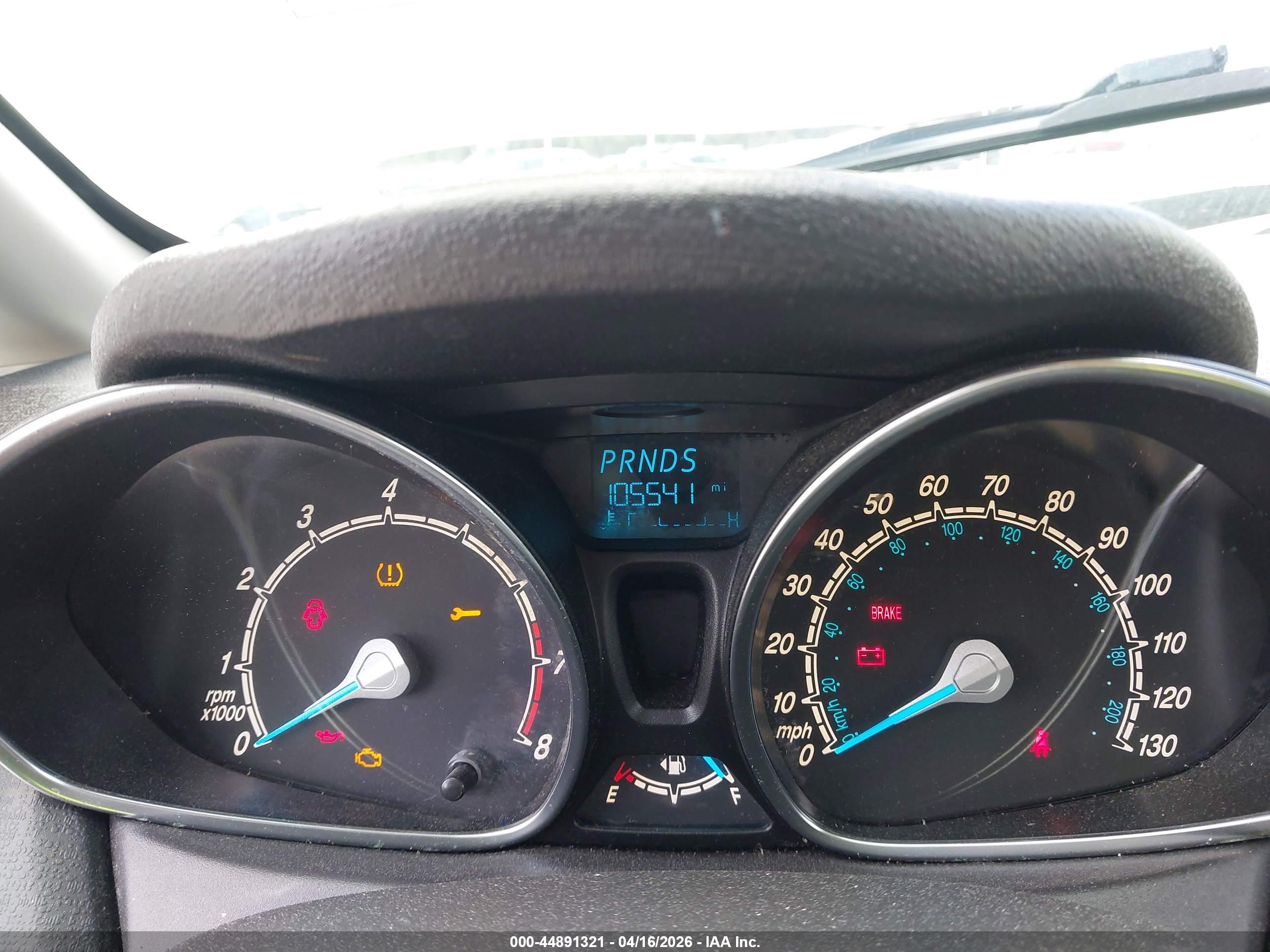 FORD FIESTA image 7
