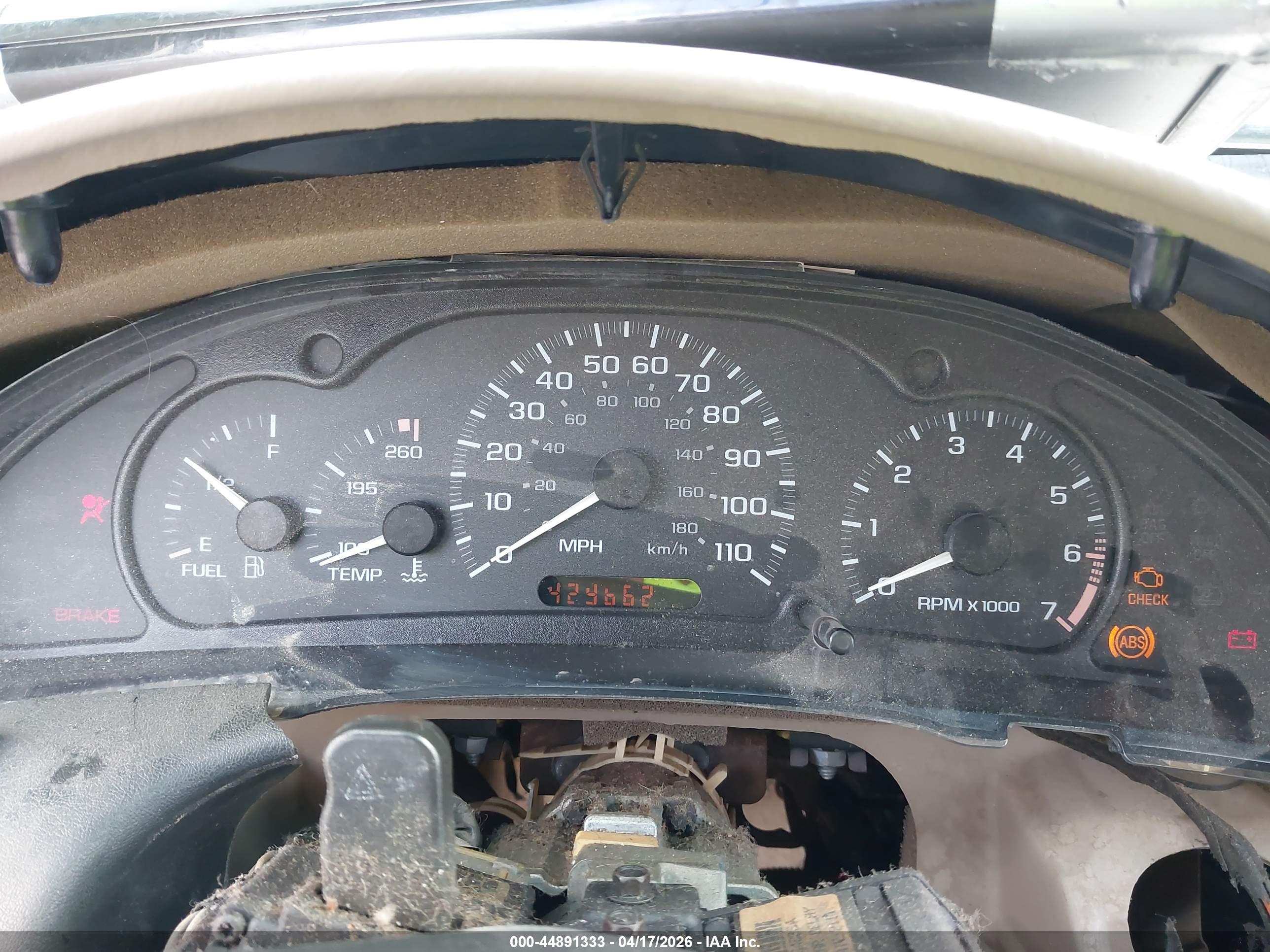 CHEVROLET CAVALIER image 7