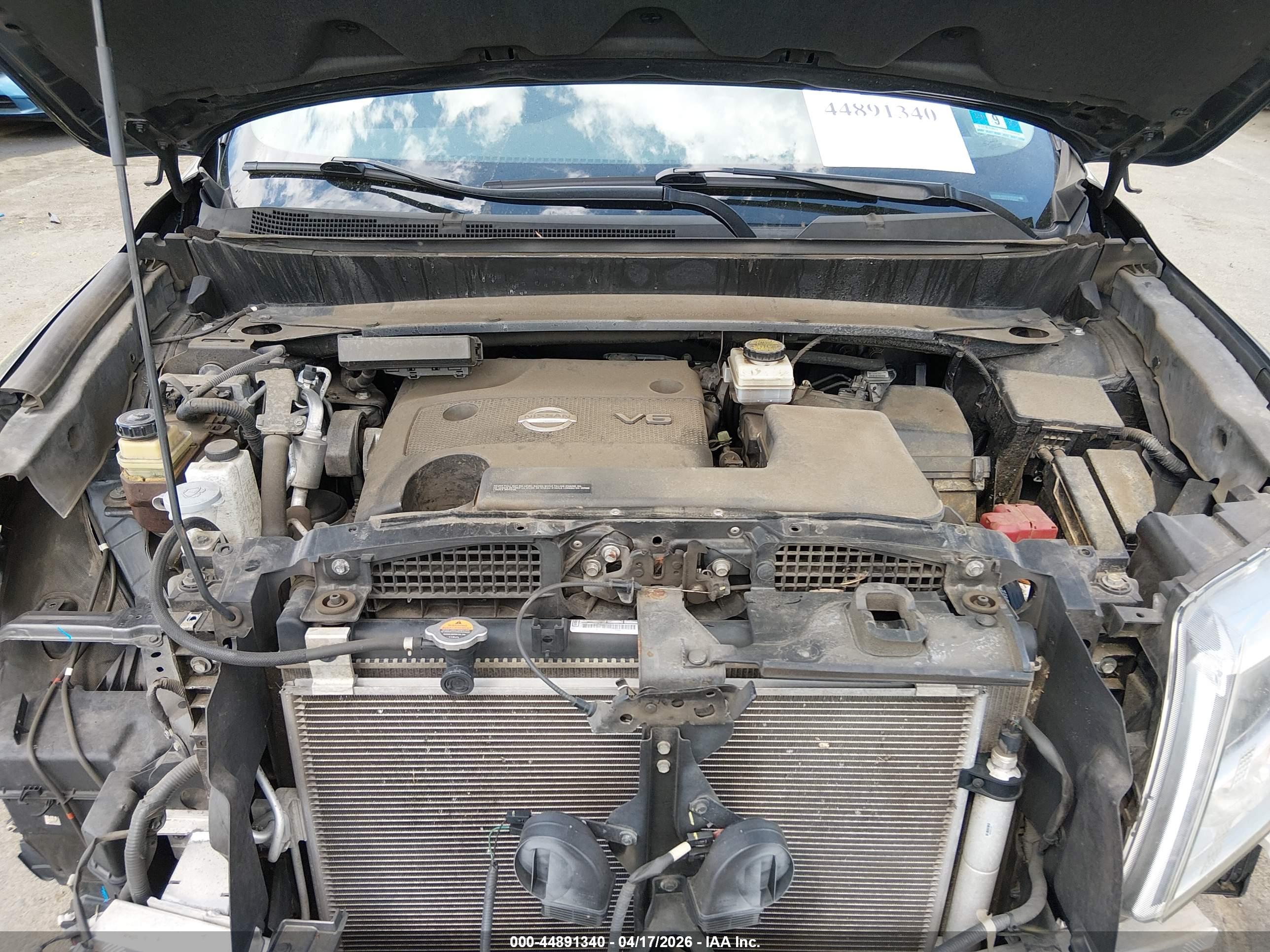 NISSAN PATHFINDER image 10
