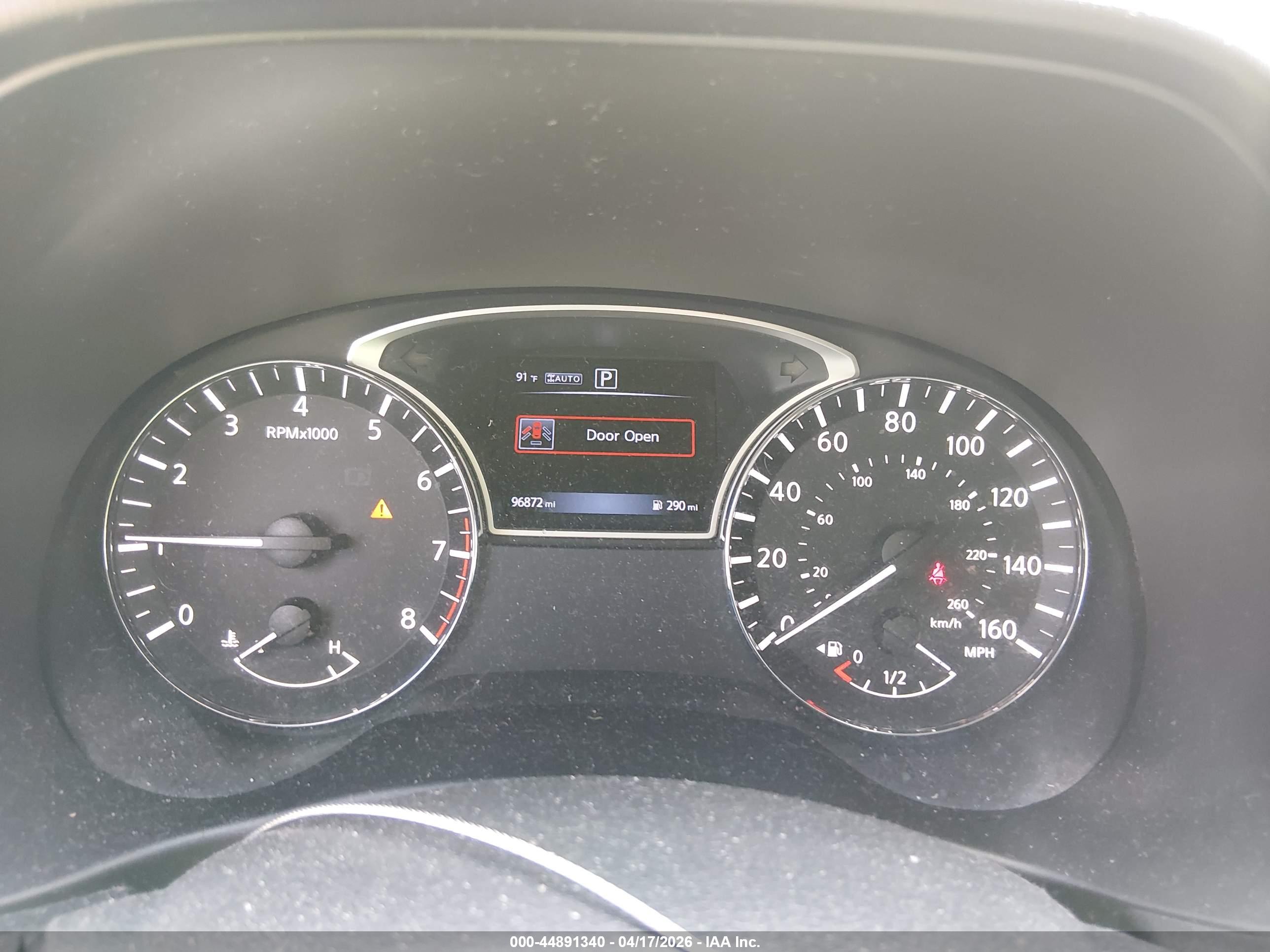 NISSAN PATHFINDER image 7