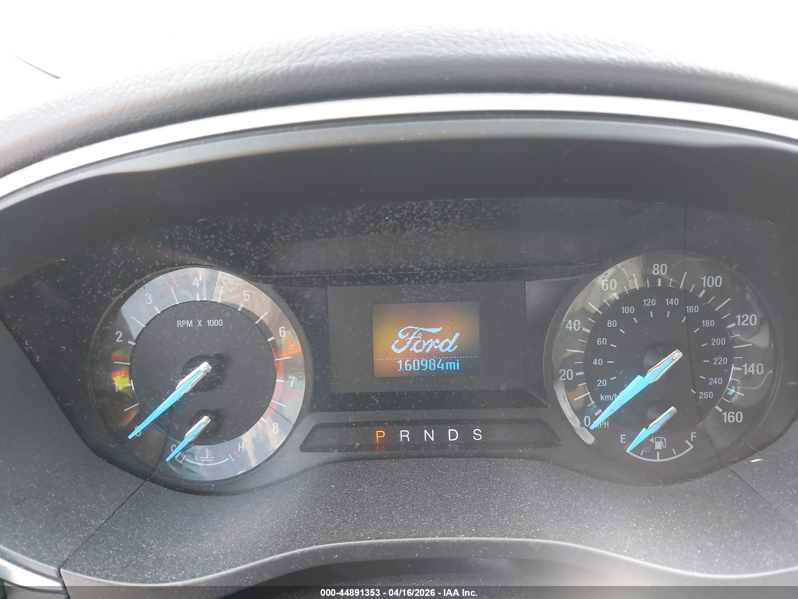 FORD FUSION image 7
