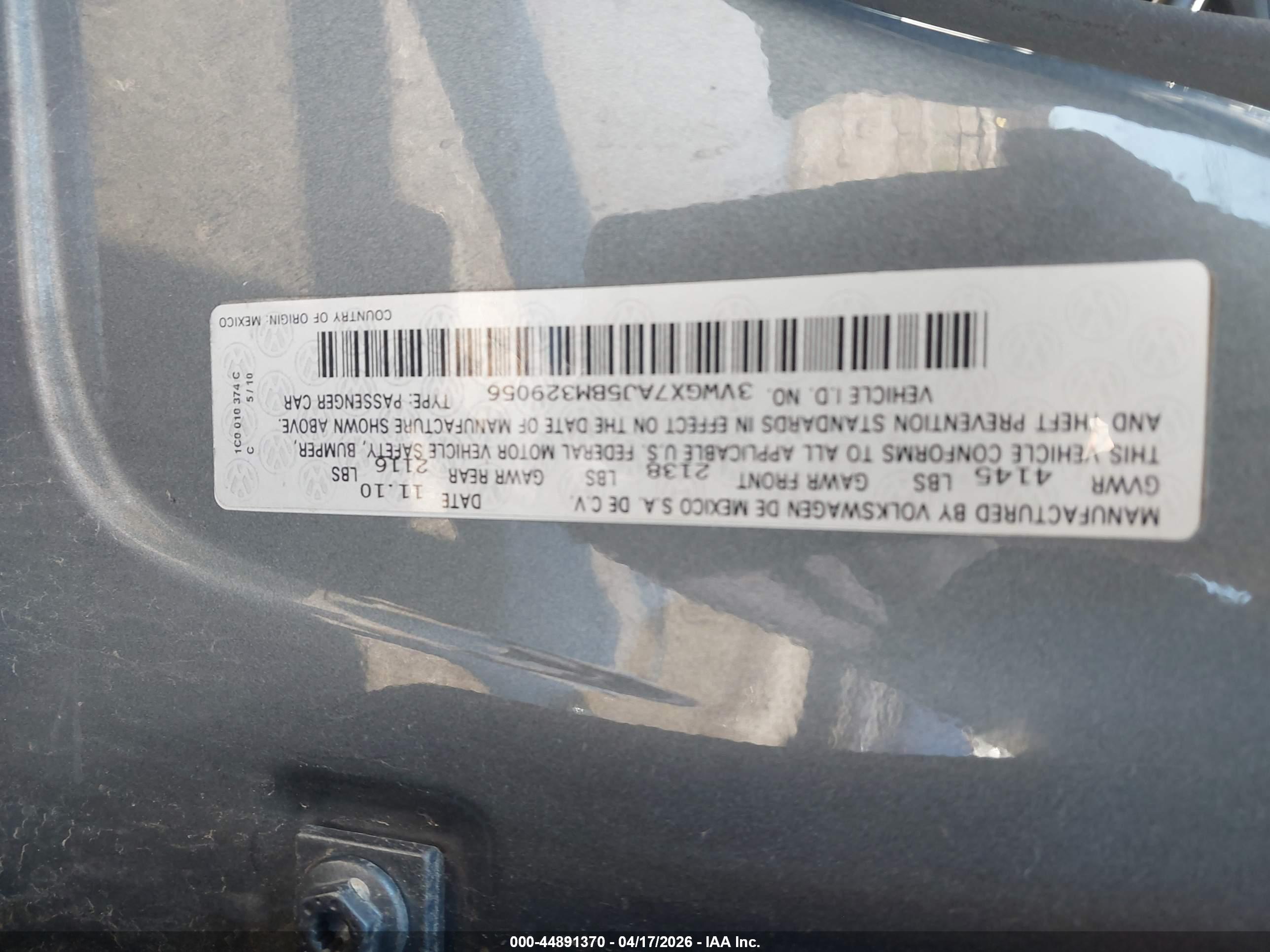 VOLKSWAGEN JETTA image 9
