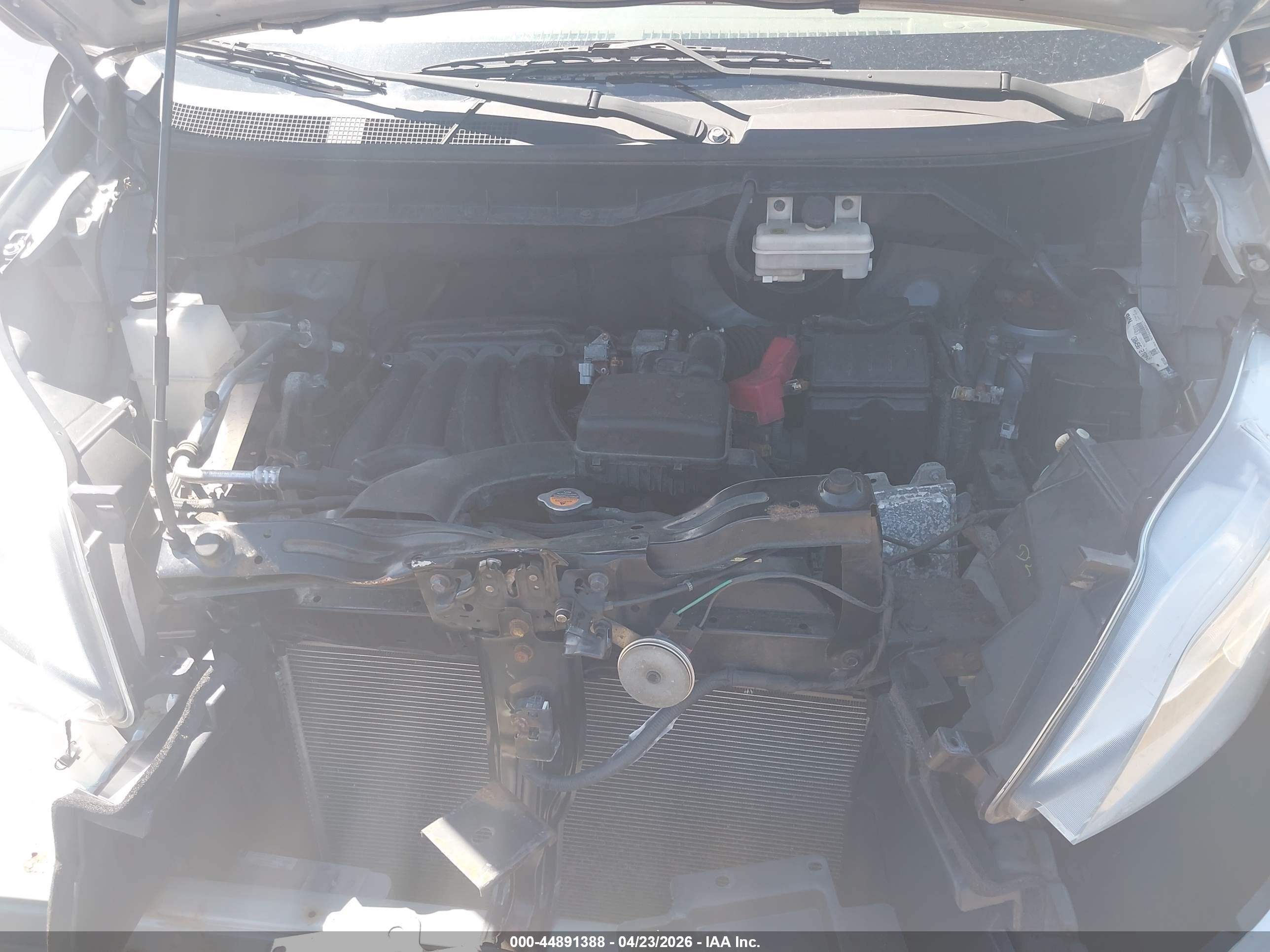 NISSAN NV200 image 10