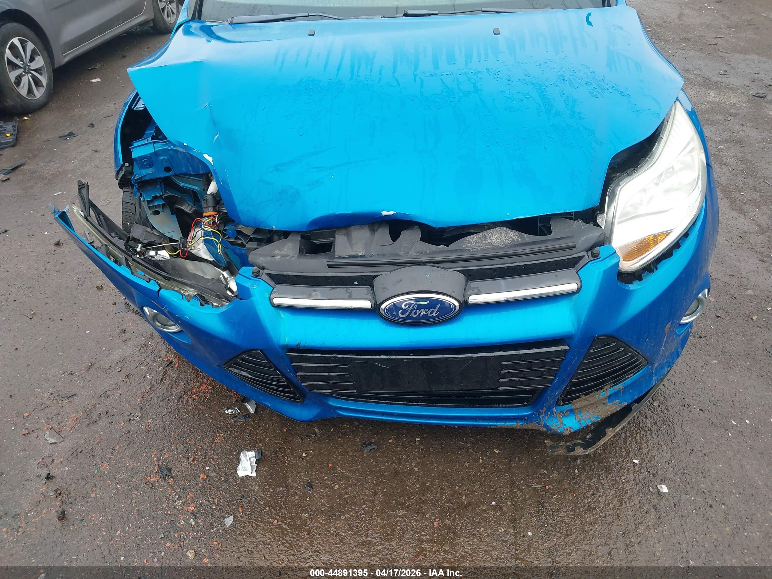 FORD FOCUS image 6