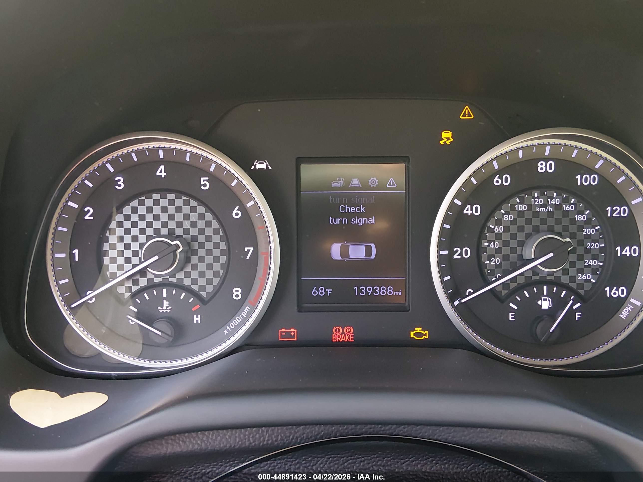 HYUNDAI ELANTRA image 7