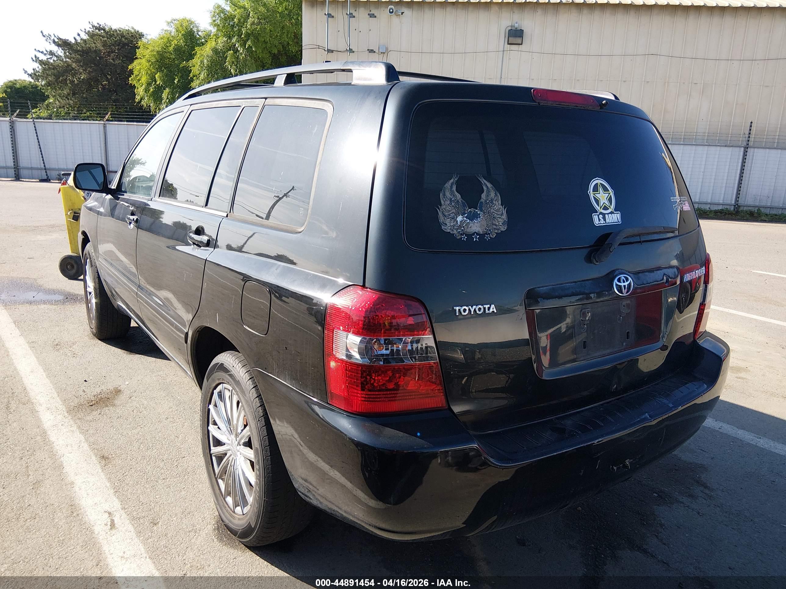 TOYOTA HIGHLANDER image 3